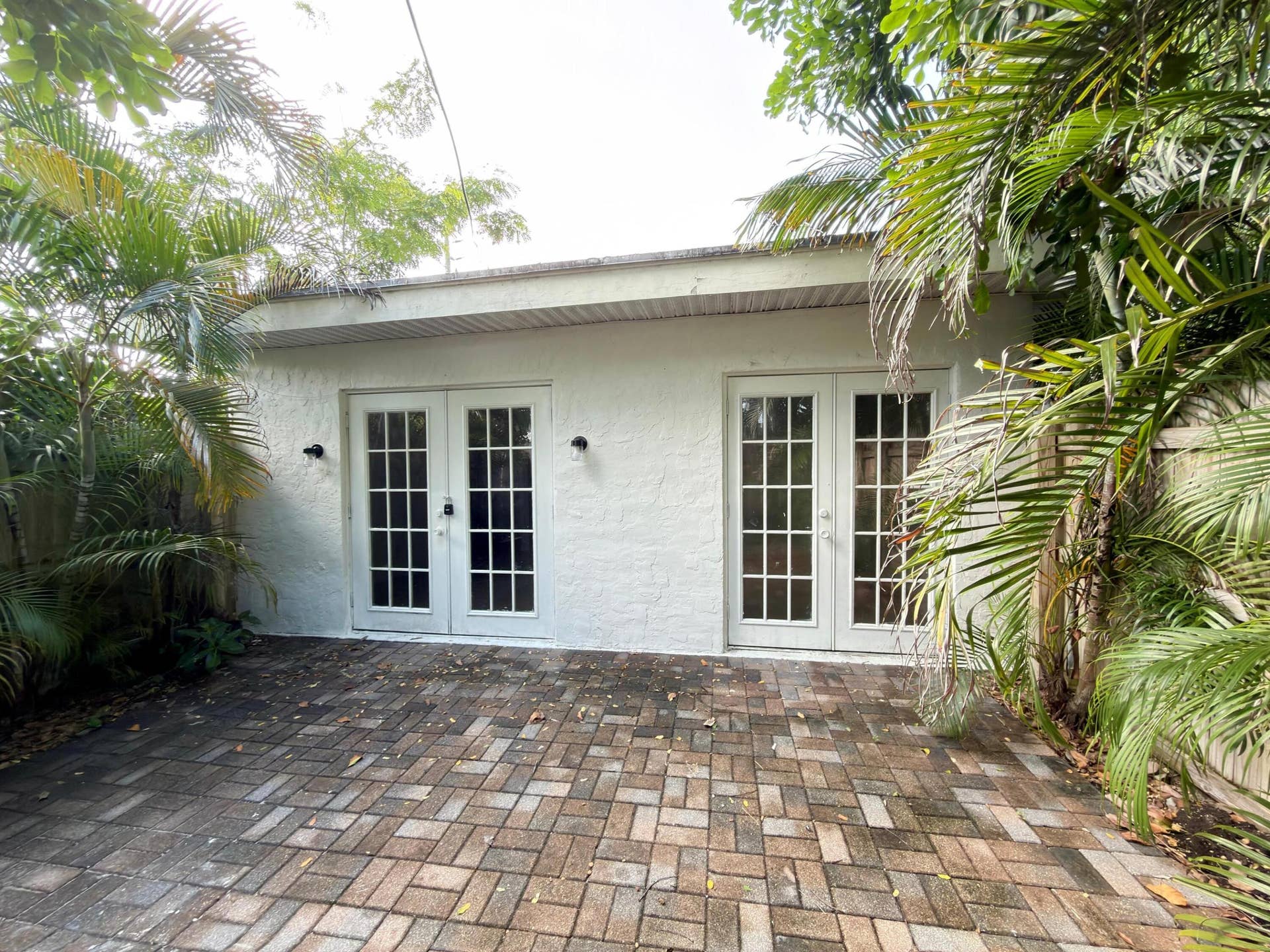 411 MADDOCK Street, #B, West Palm Beach, FL 33405 WhatsApp Image 2026-10-08 at 17.33.20 (1