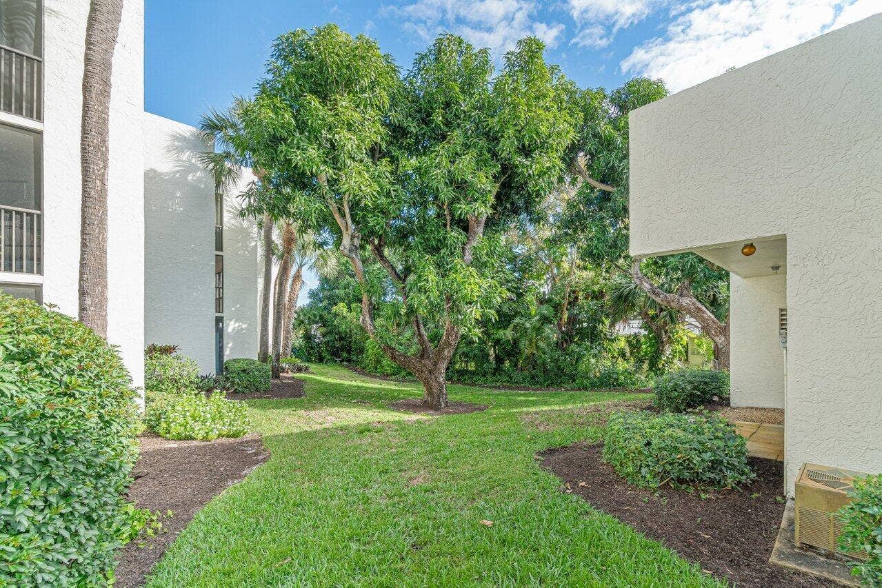 1555 S FEDERAL Highway, #203, Delray Beach, Delray Beach, FL 33483 027-1555SouthFederalHighway-Unit203-Delr