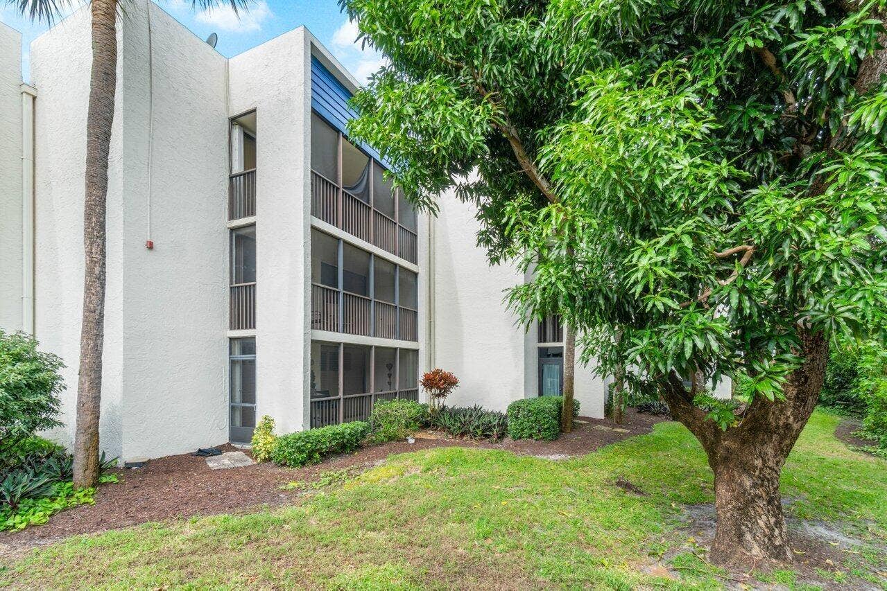 1555 S FEDERAL Highway, #203, Delray Beach, Delray Beach, FL 33483 025-1555SouthFederalHighway-Unit203-Delr