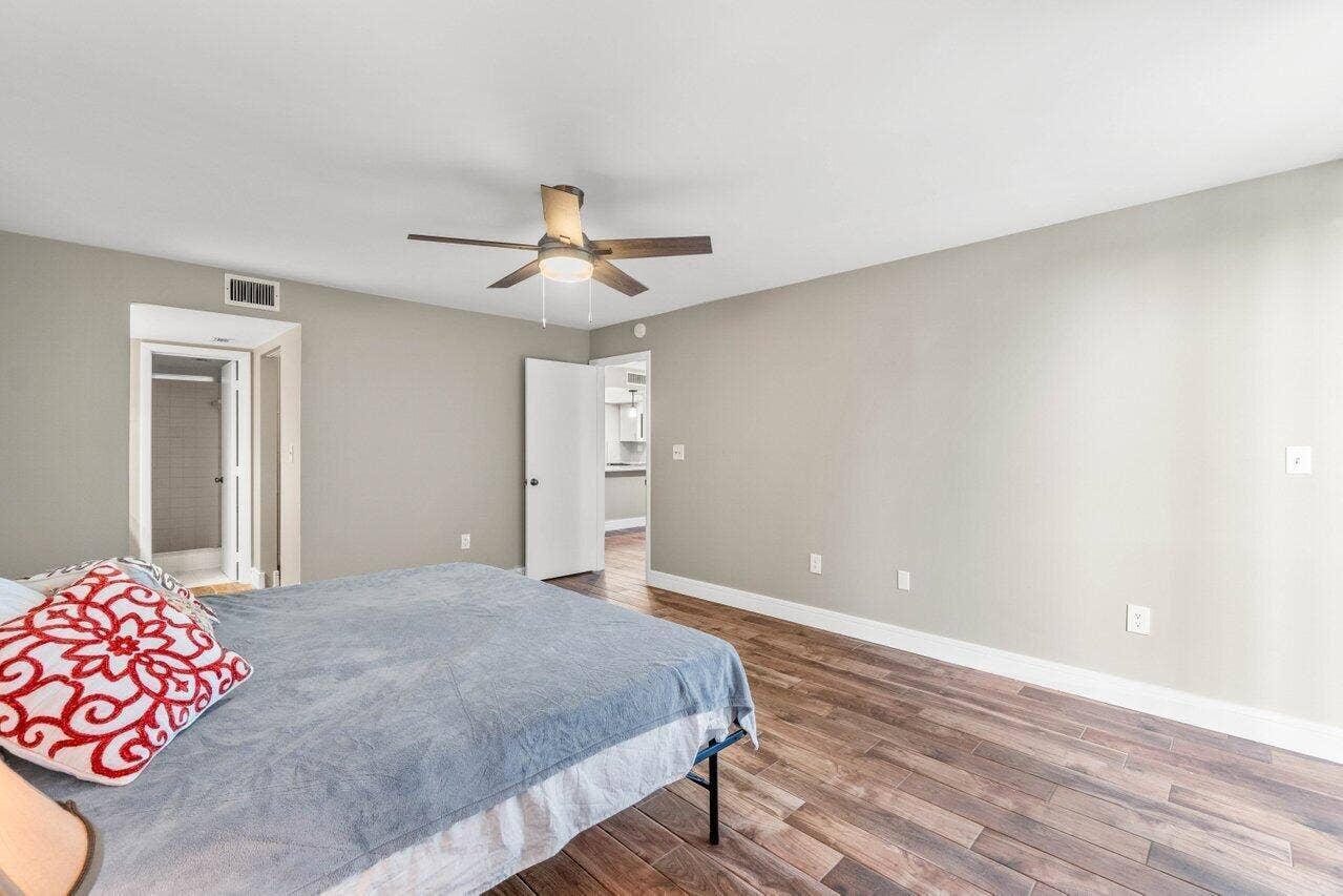 1555 S FEDERAL Highway, #203, Delray Beach, Delray Beach, FL 33483 015-1555SouthFederalHighway-Unit203-Delr