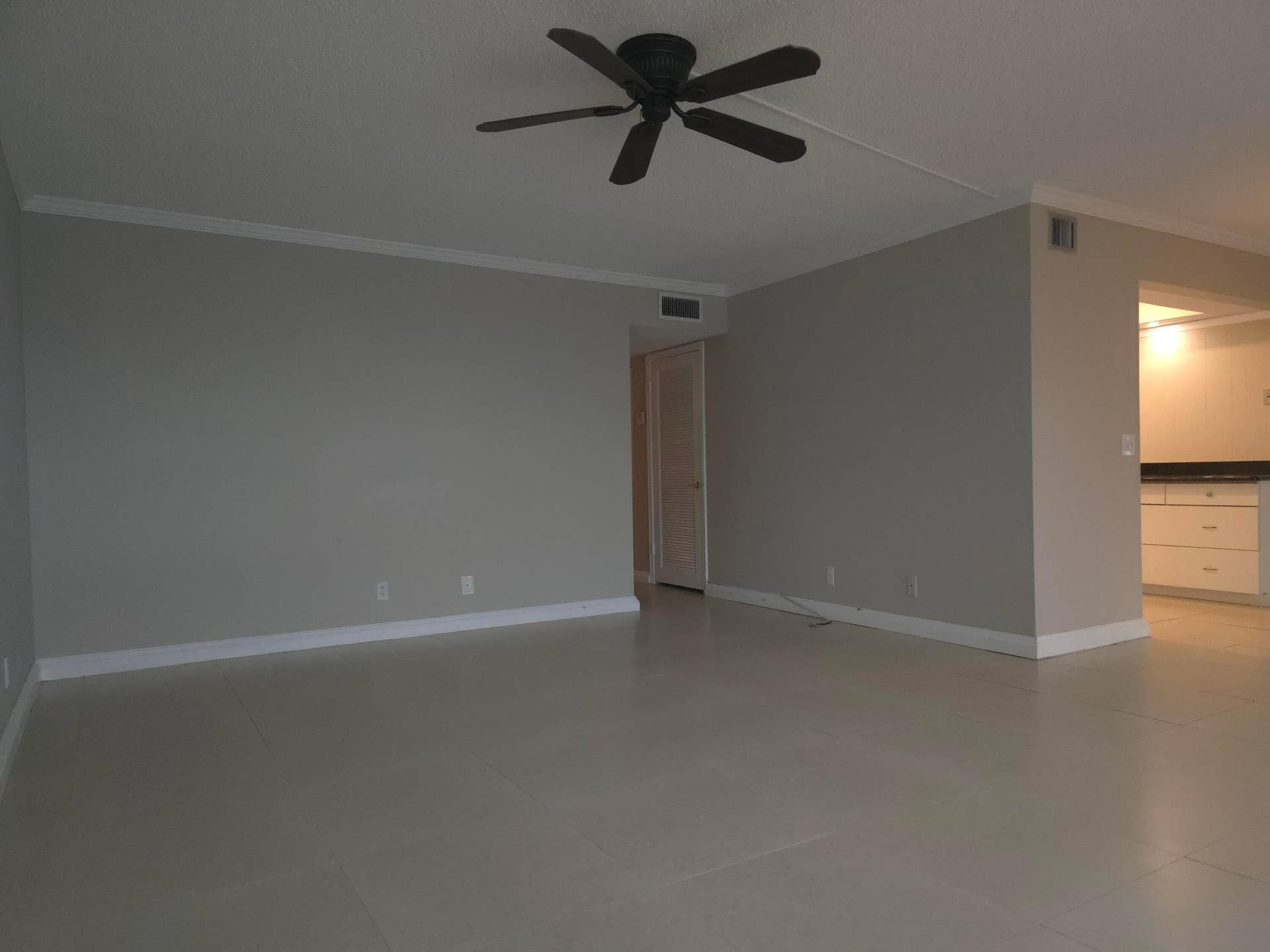 413 GREENBRIER A, West Palm Beach, FL 33417 09