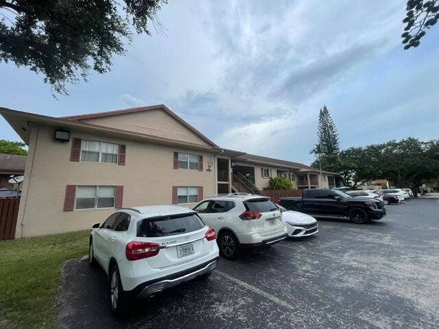 11245 SW 88TH Street, #209F, Miami, Miami, FL 33176 IMG_0496