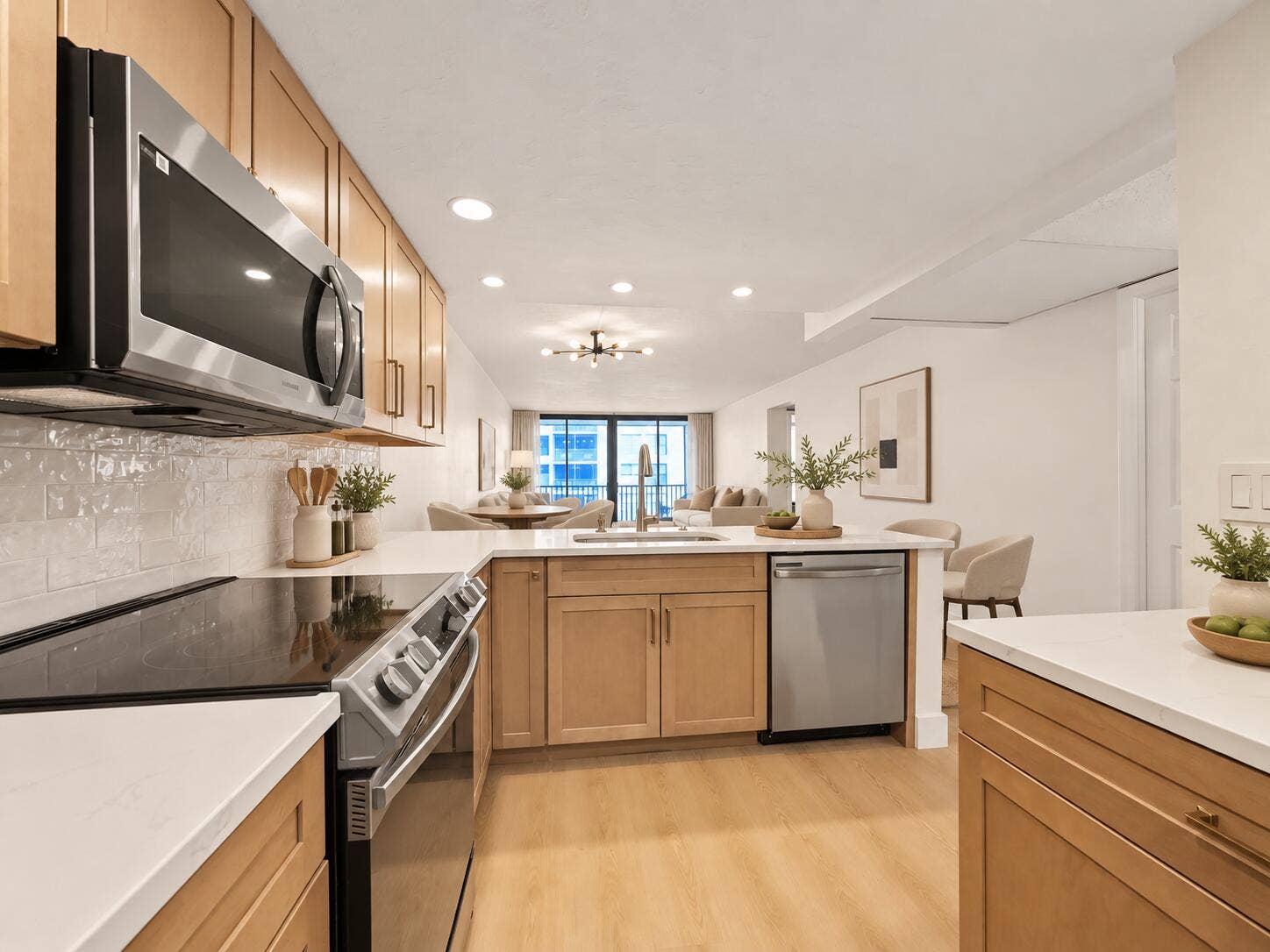 Kitchen (Virtually Staged)