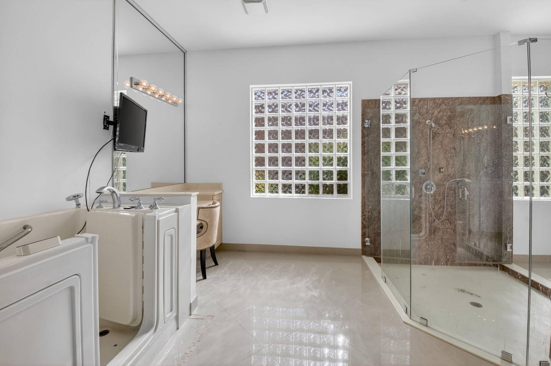 6940 Balboa Island Court, Delray Beach, FL 33446 42-web-or-mls-DSC_1953