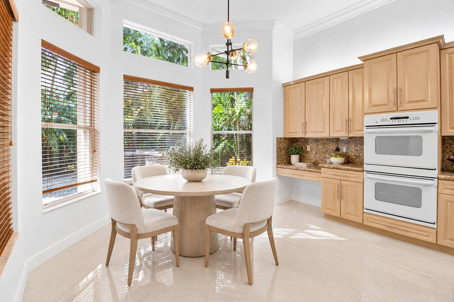 6940 Balboa Island Court, Delray Beach, FL 33446 6940 Breakfast Nook