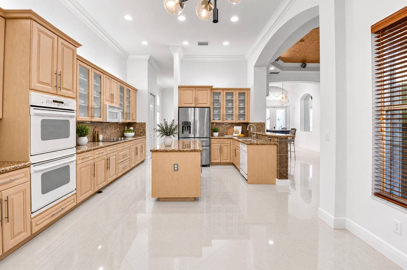 6940 Balboa Island Court, Delray Beach, FL 33446 6940 Kitchen