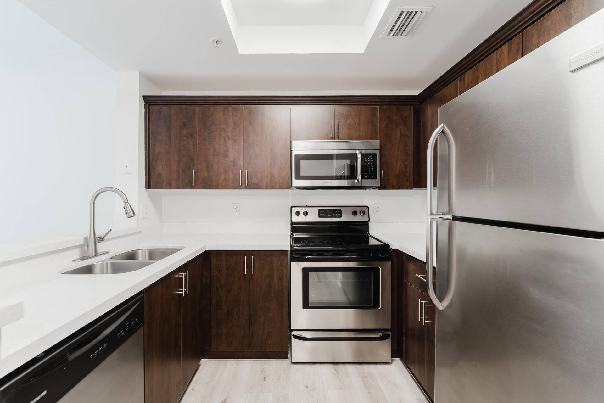 STA-8