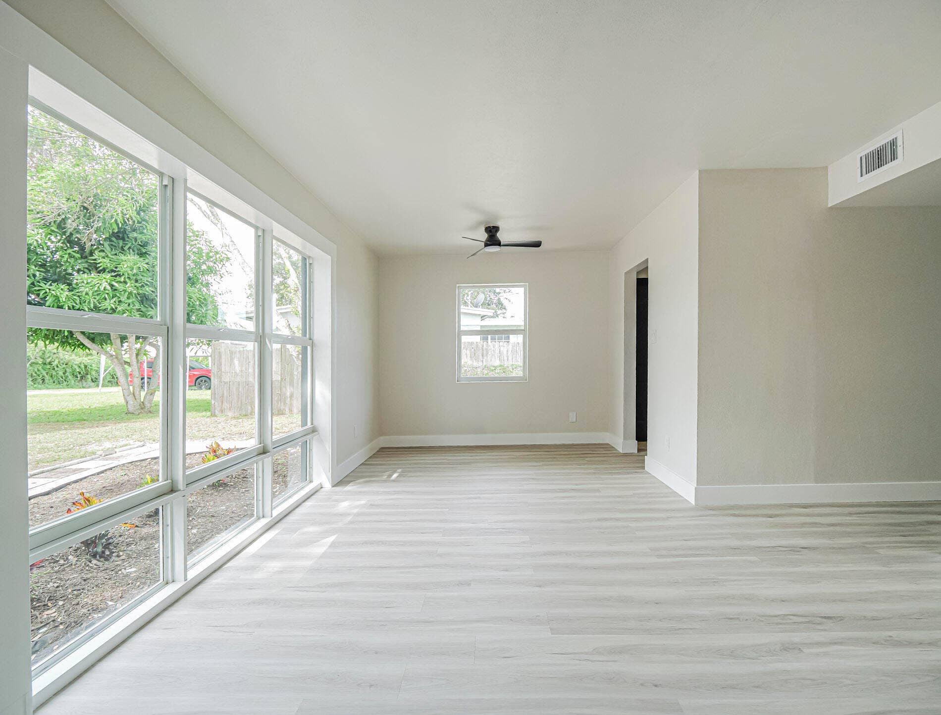 114 21st Street SW, Vero Beach, FL 32962 17