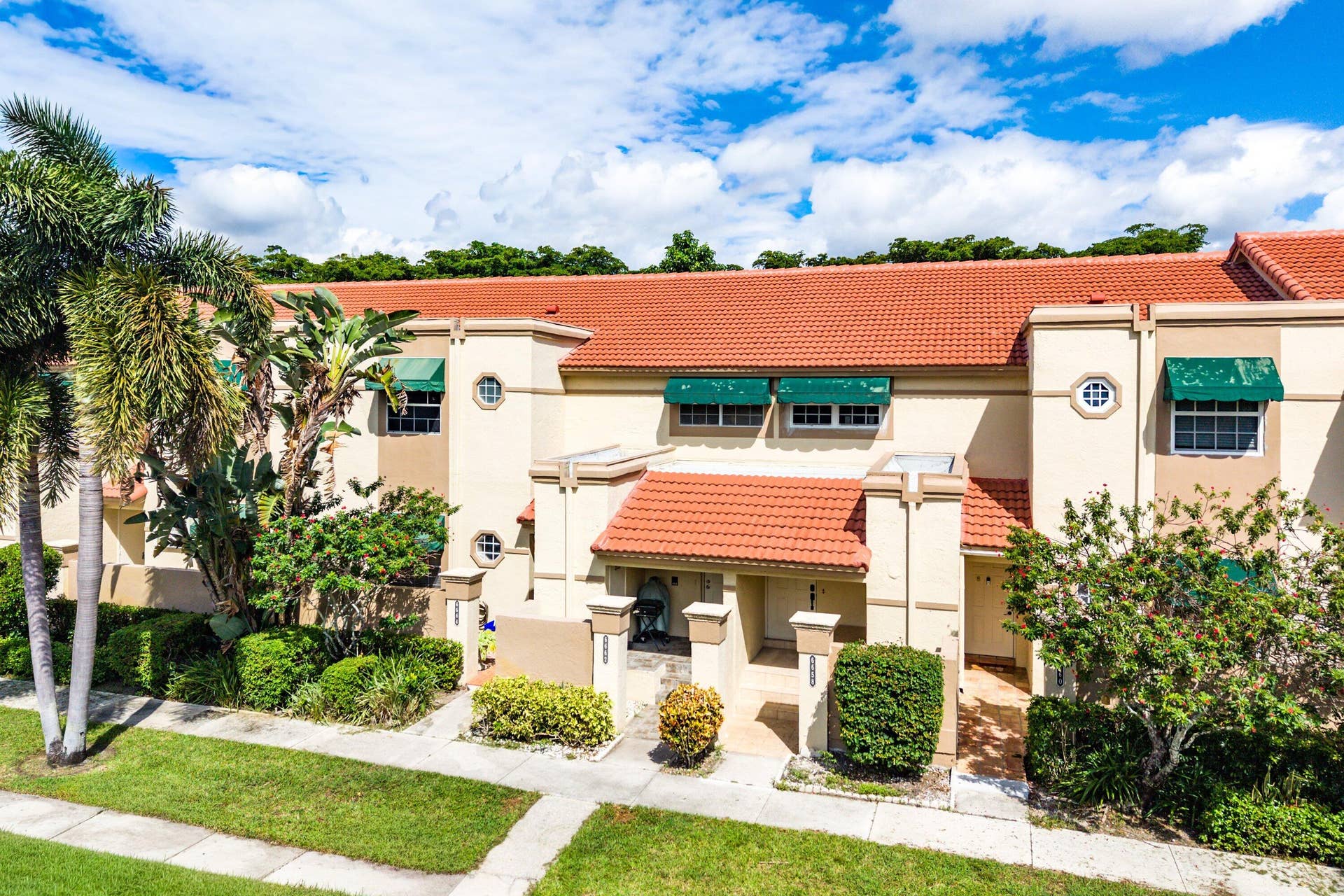 028-6662ViaRegina-BocaRaton-FL-33433-SMA