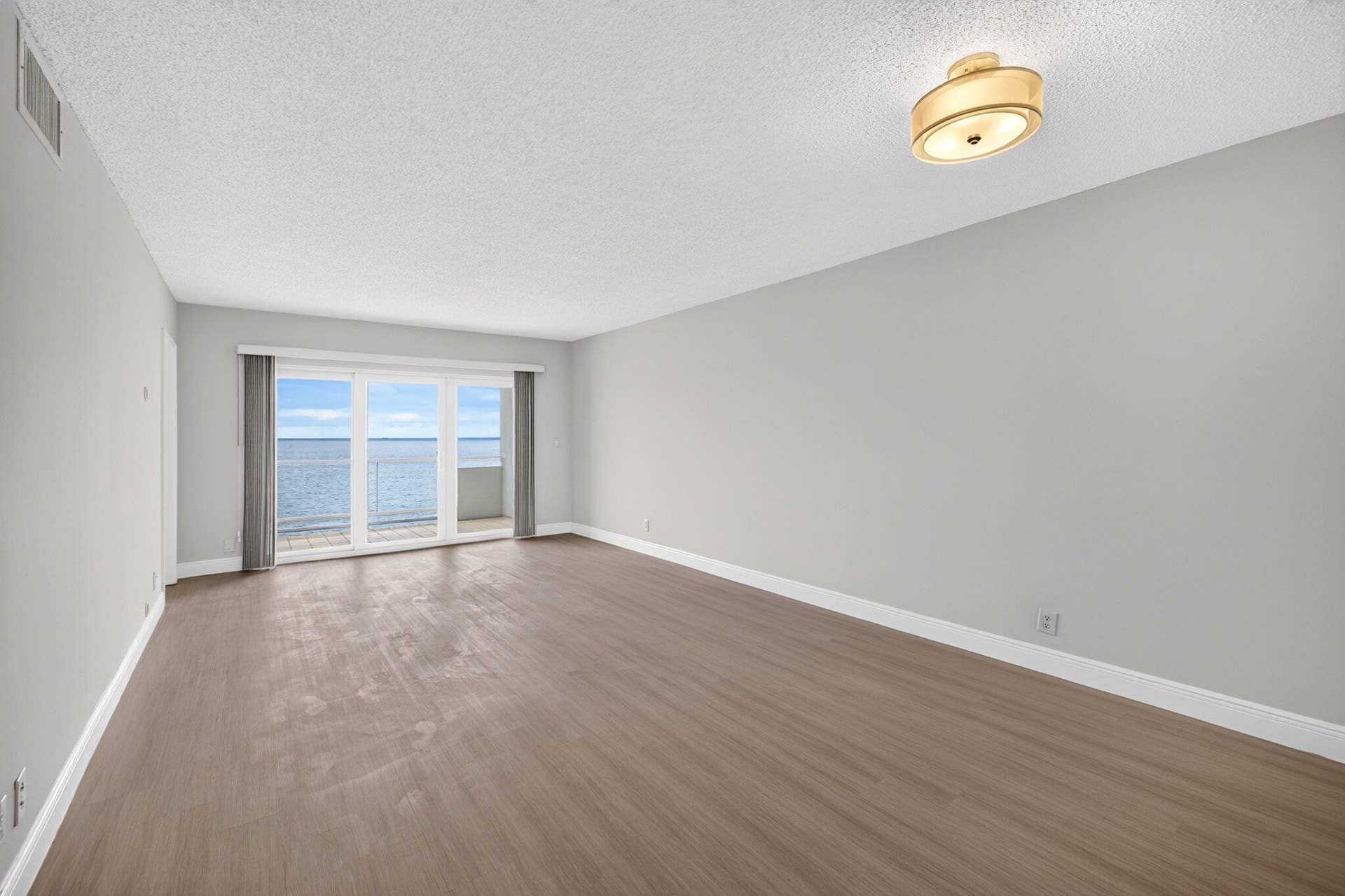 12-web-or-mls-036_699A4364