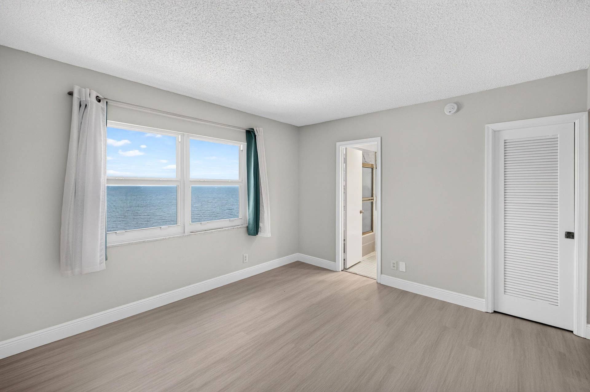 48-web-or-mls-072_699A4599