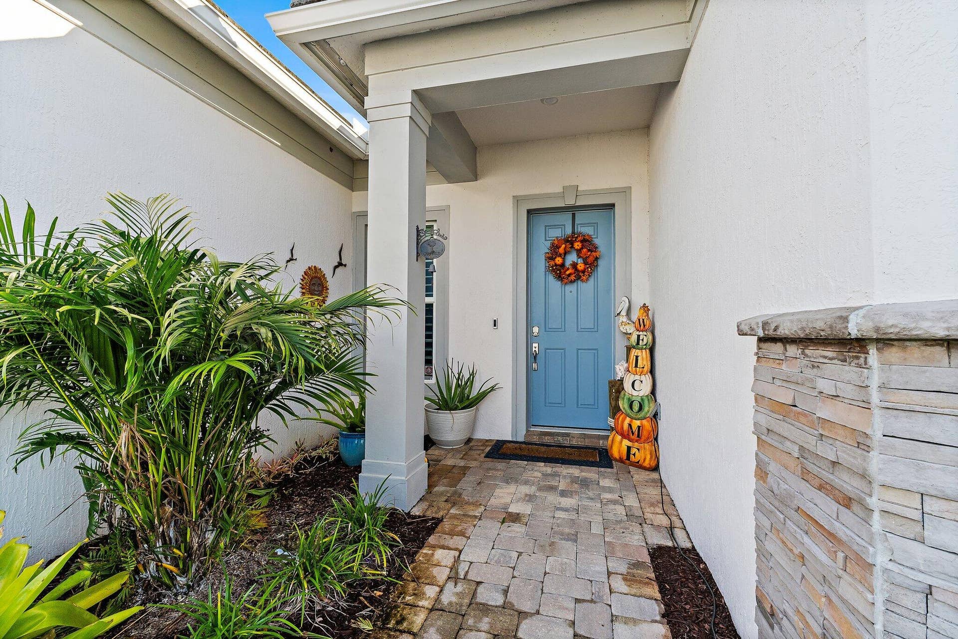 026-9891SWLegacyDr-Stuart-SMALL