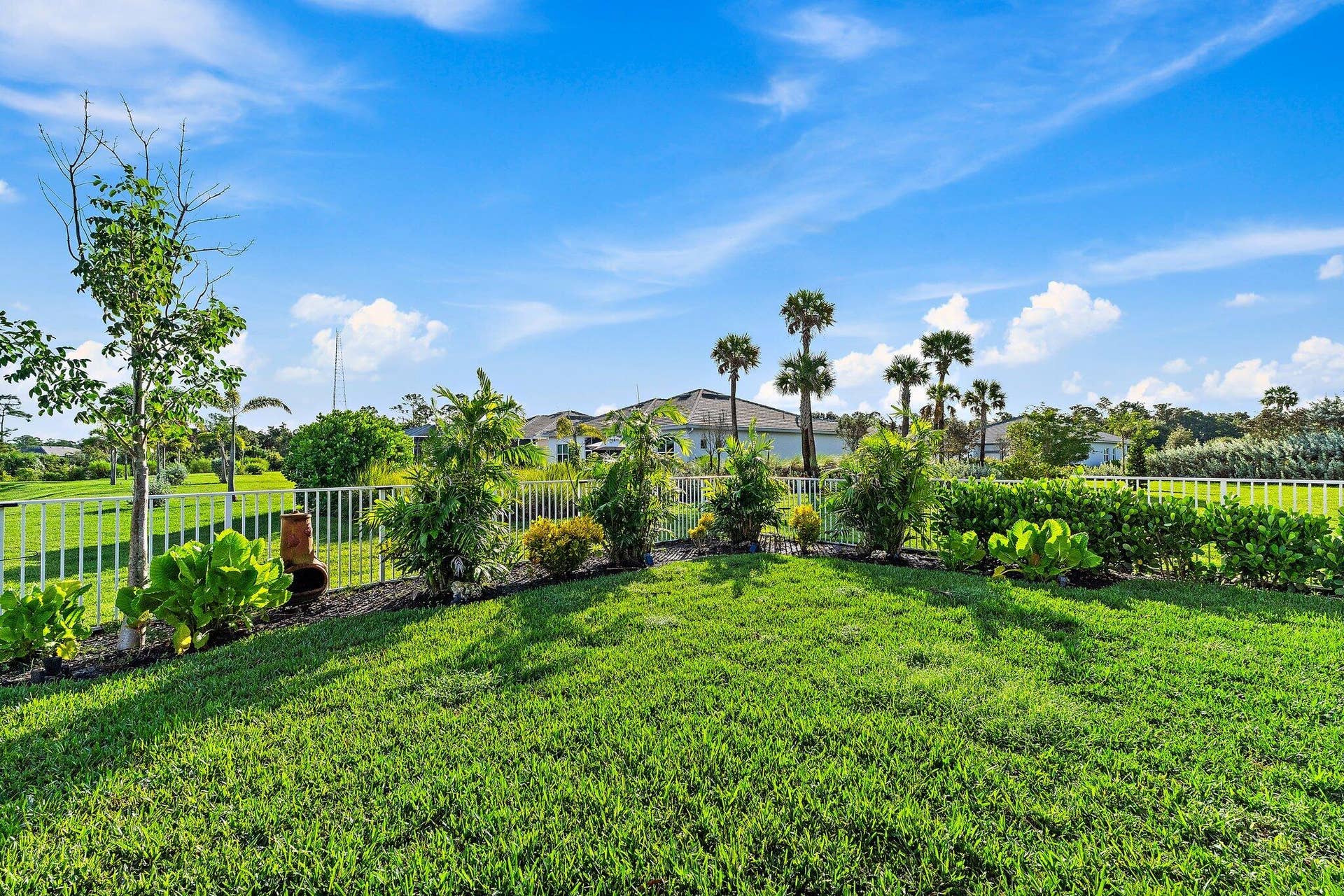 069-9891SWLegacyDr-Stuart-SMALL