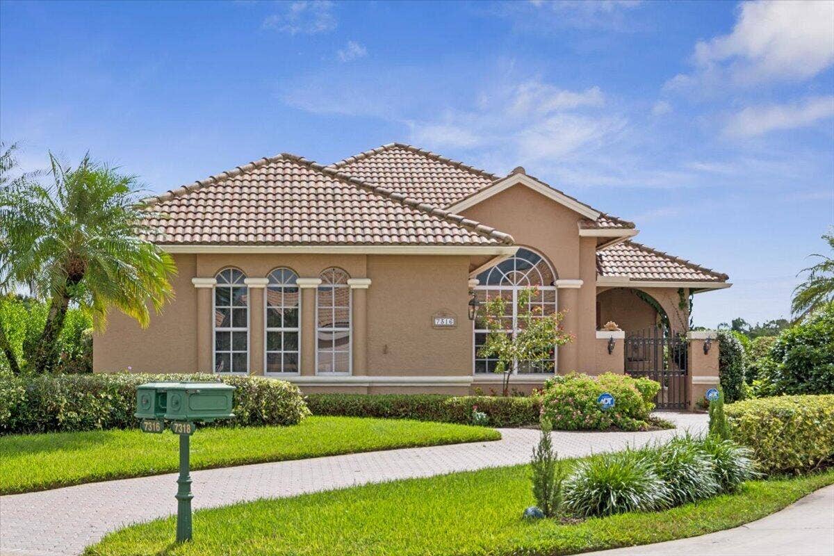 7316 MYSTIC Way, Port St Lucie, FL 34986 03-DSC_2100