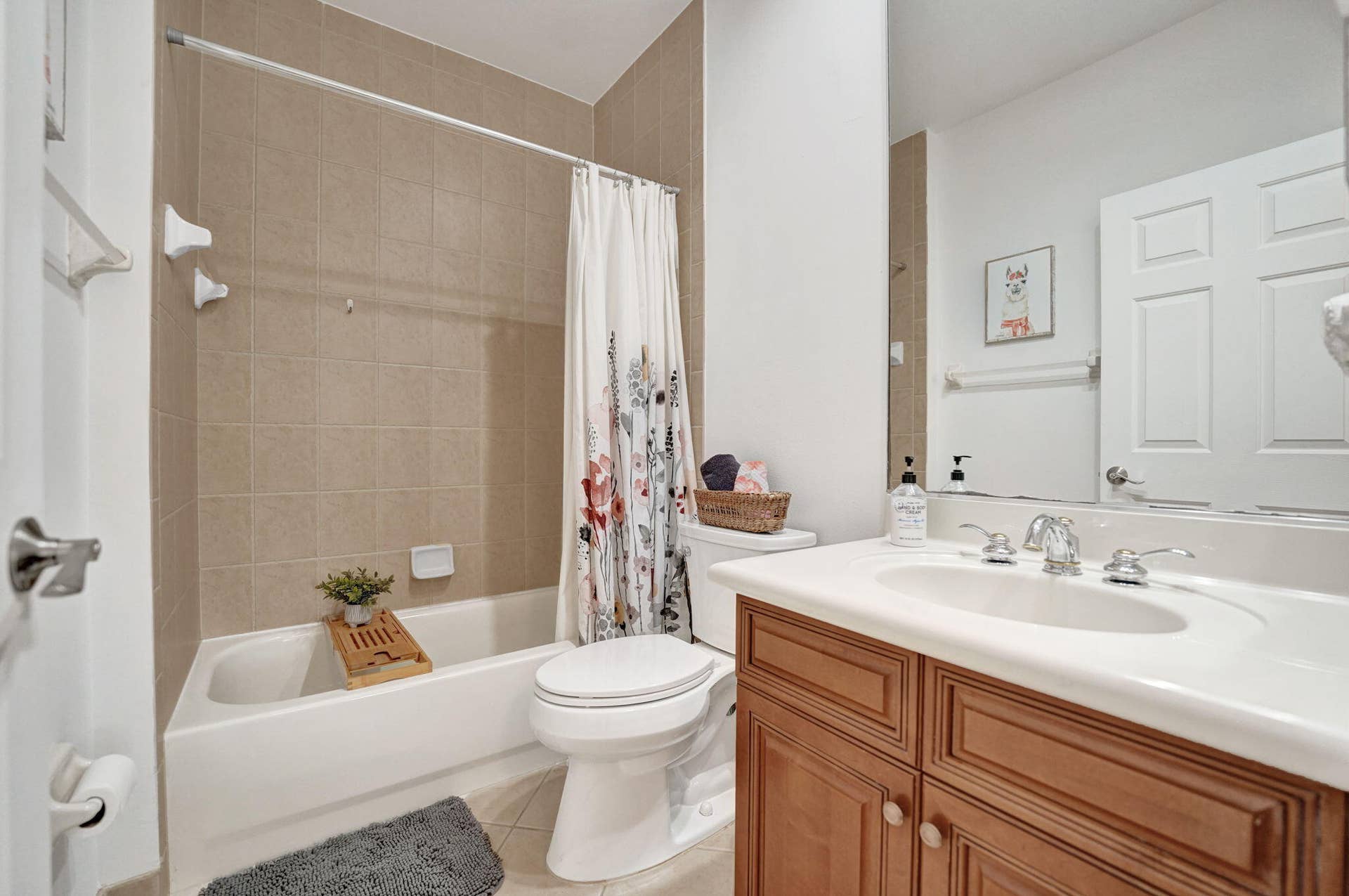 Full ensuite in 4th bedroom