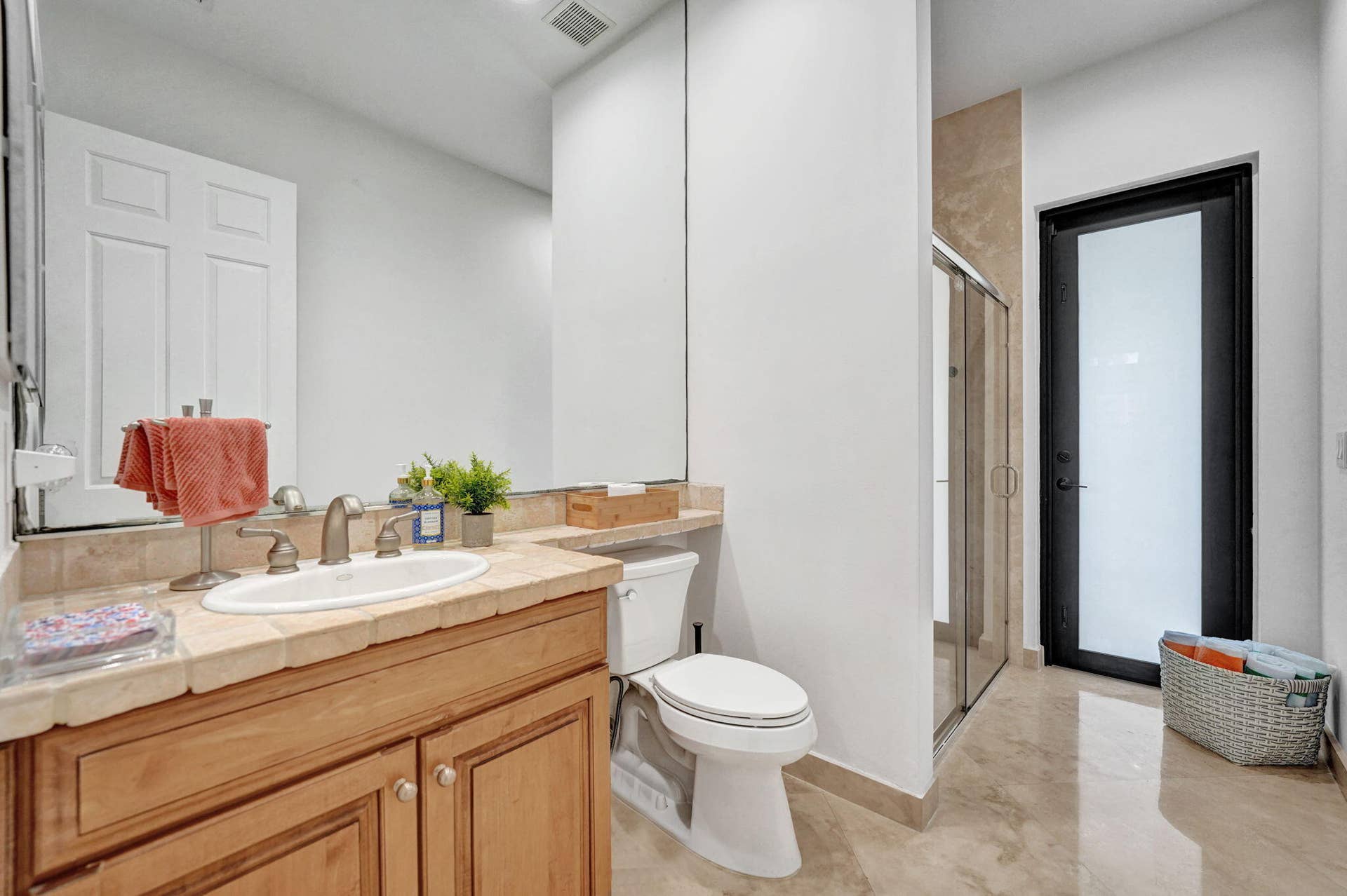 4th FULL bathroom & cabana bath leads to pool