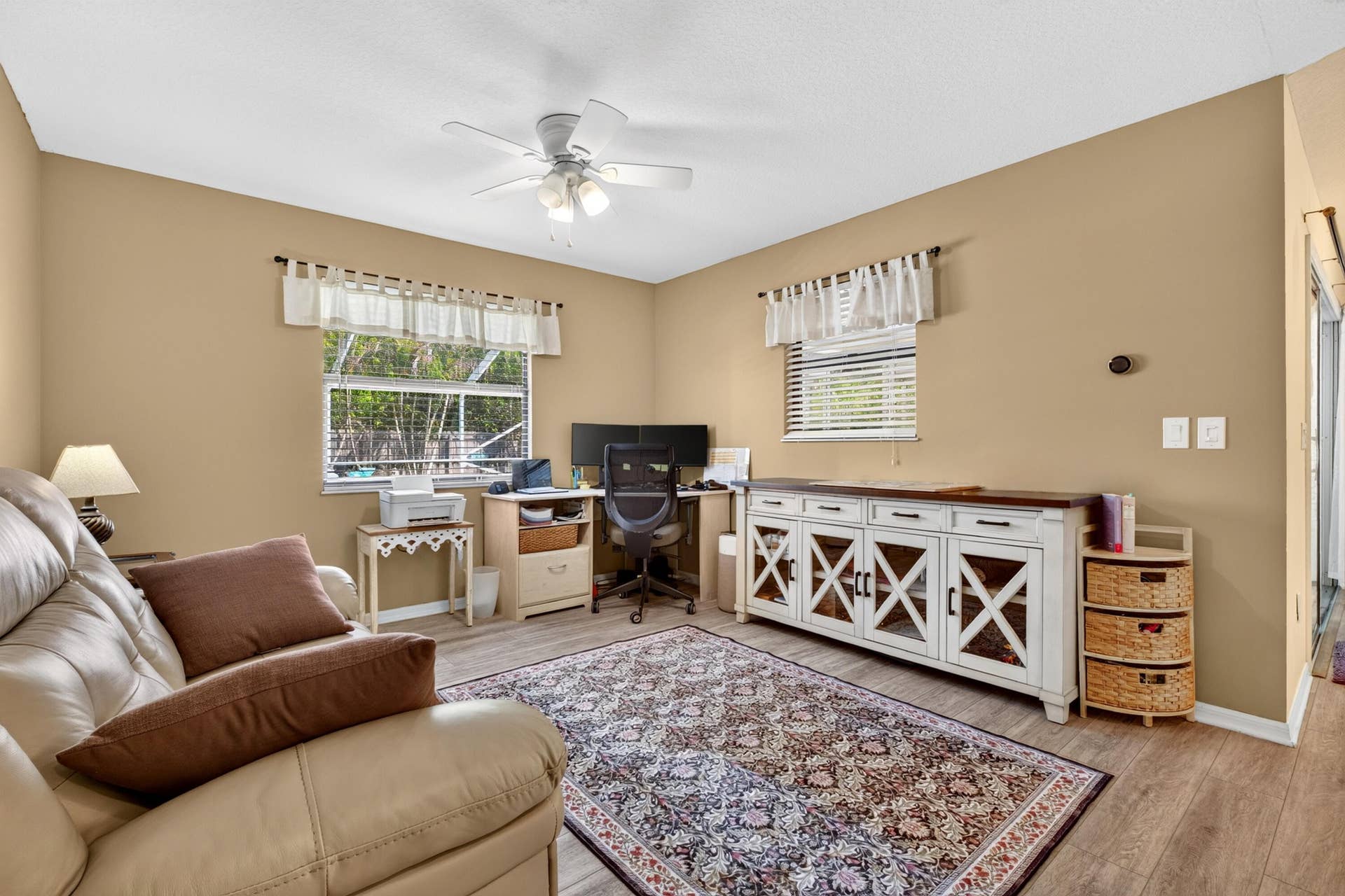 755 SW Tupper Lane, Port St Lucie, FL 34953 CM MEDIA -30
