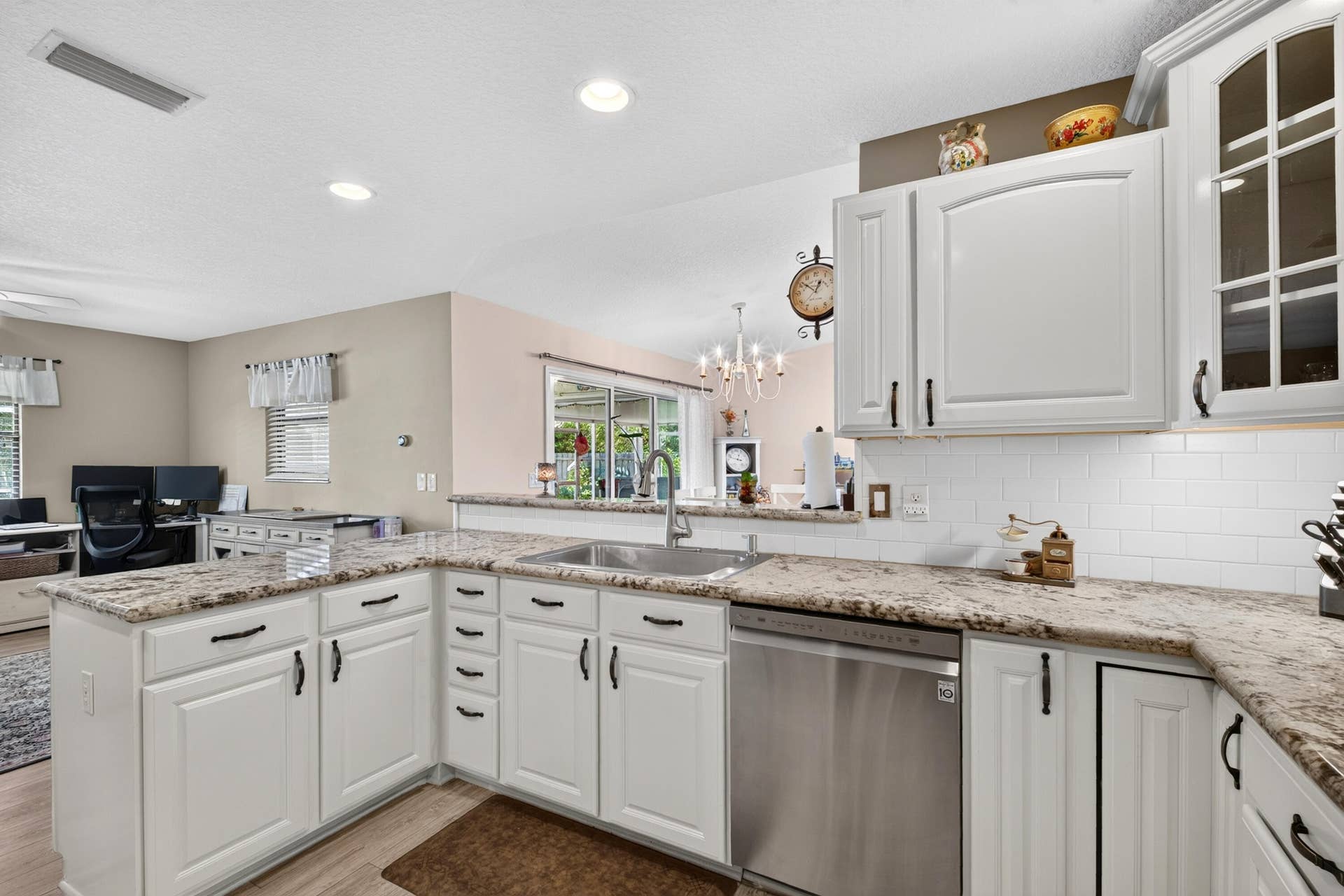 755 SW Tupper Lane, Port St Lucie, FL 34953 CM MEDIA -35