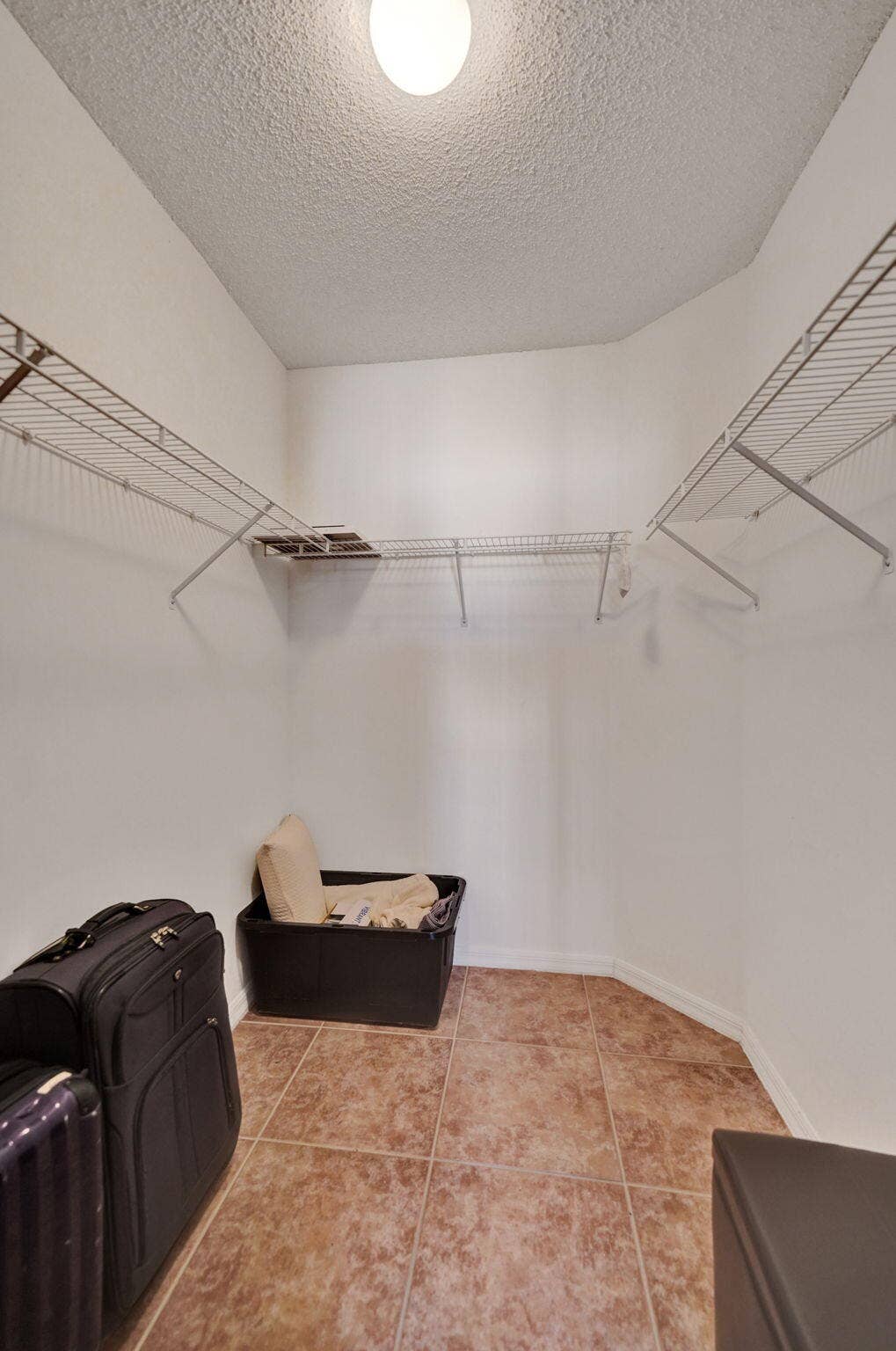 226 SW 206TH Avenue, Pembroke Pines, FL 33029 Secondary Bdrm Walk-in
