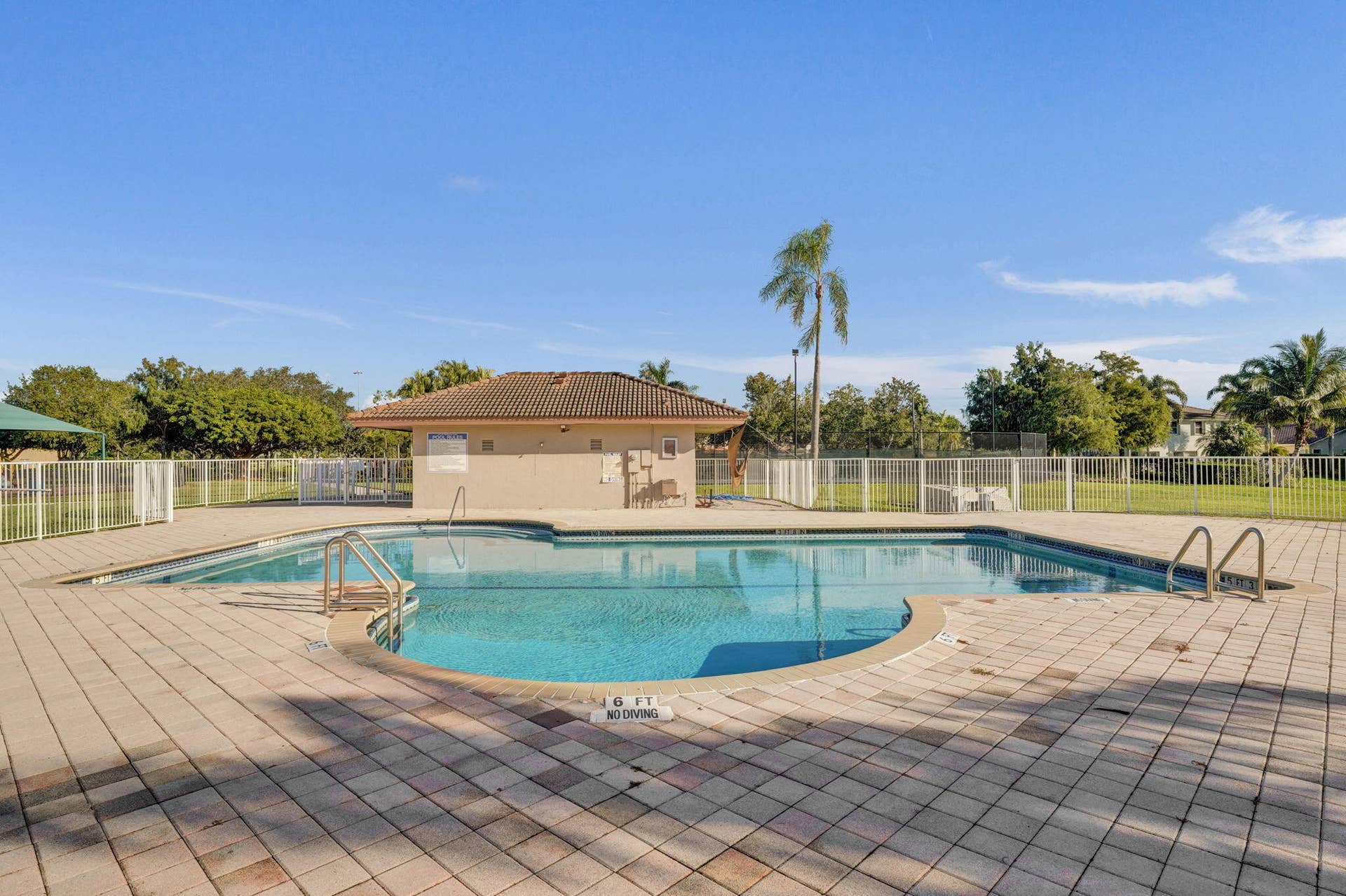 226 SW 206TH Avenue, Pembroke Pines, FL 33029 Community Pool