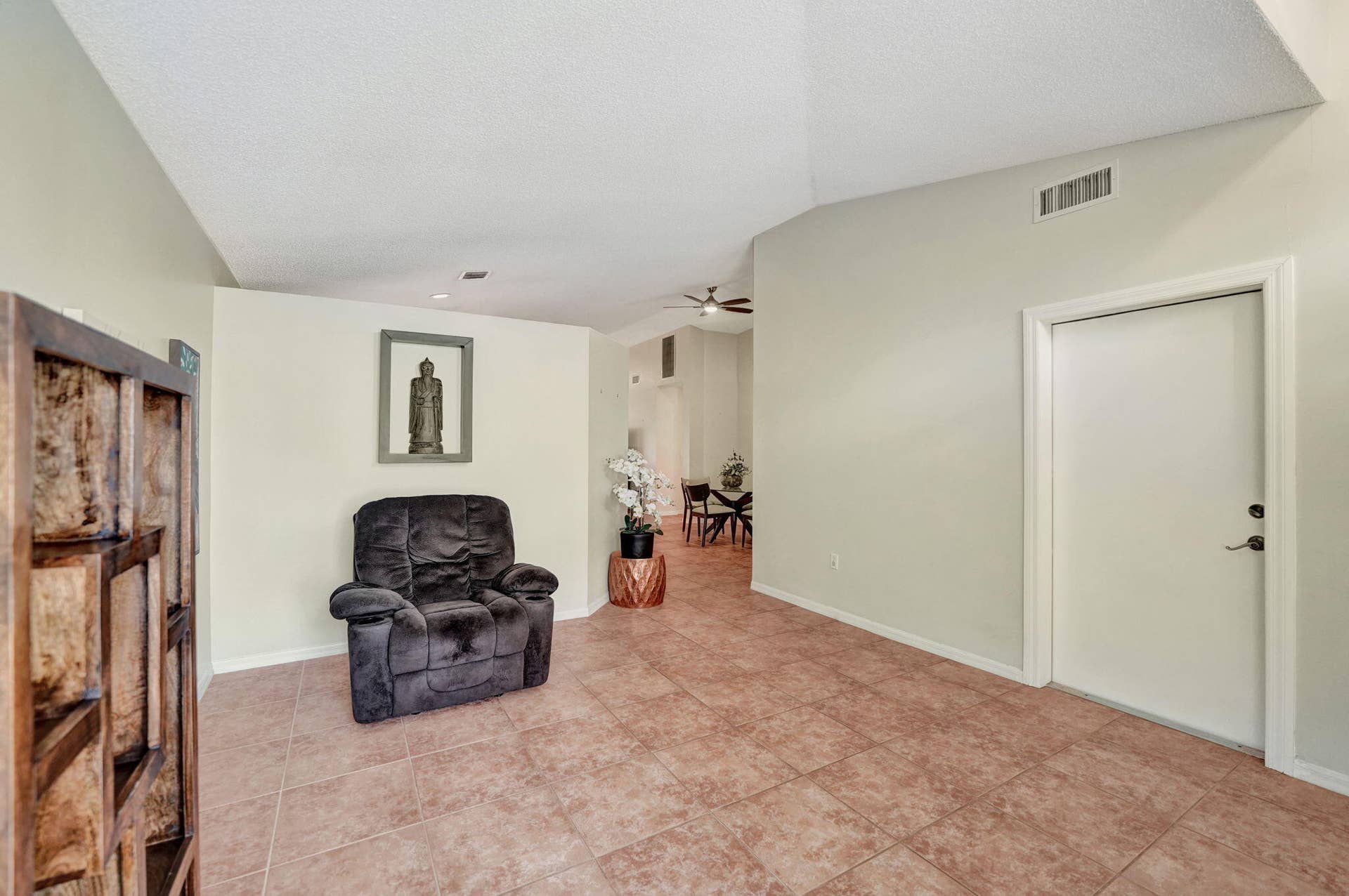 226 SW 206TH Avenue, Pembroke Pines, FL 33029 52-web-or-mls-DSC02915
