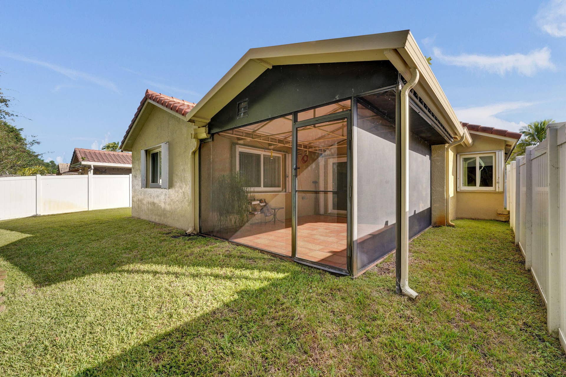 226 SW 206TH Avenue, Pembroke Pines, FL 33029 75-web-or-mls-DSC02984