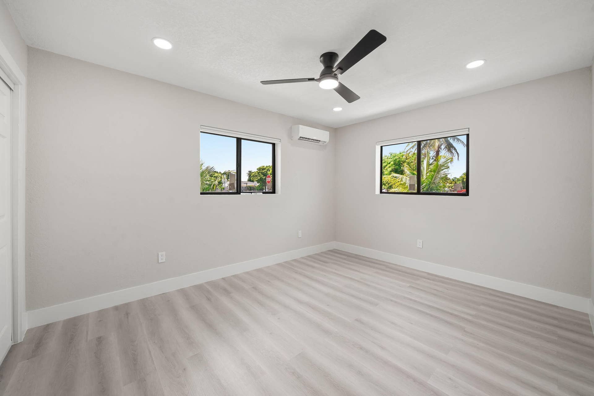 1944 NE 2nd Avenue, Pompano Beach, FL 33060 Third Bedroom