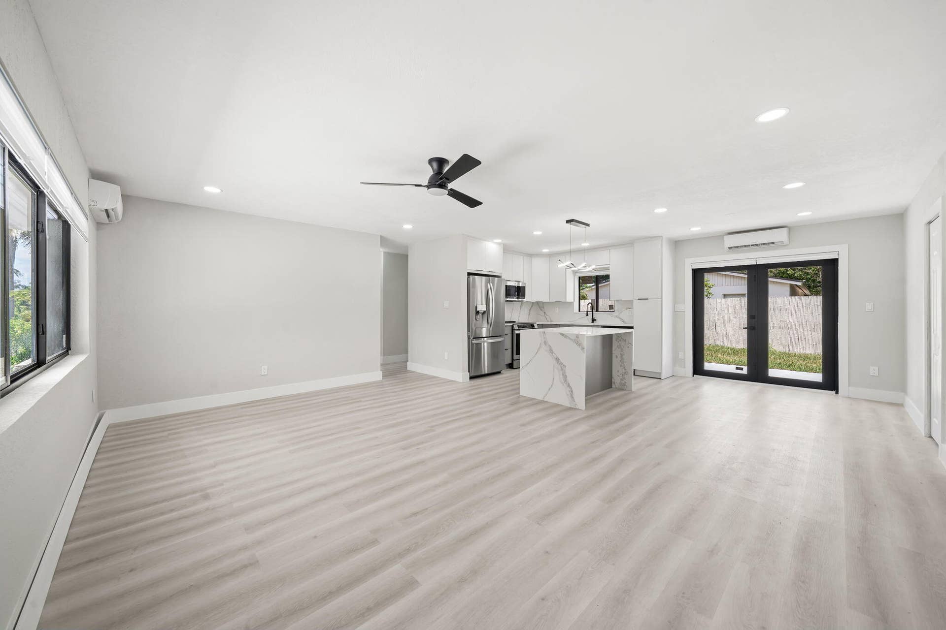 1944 NE 2nd Avenue, Pompano Beach, FL 33060 Open Concept