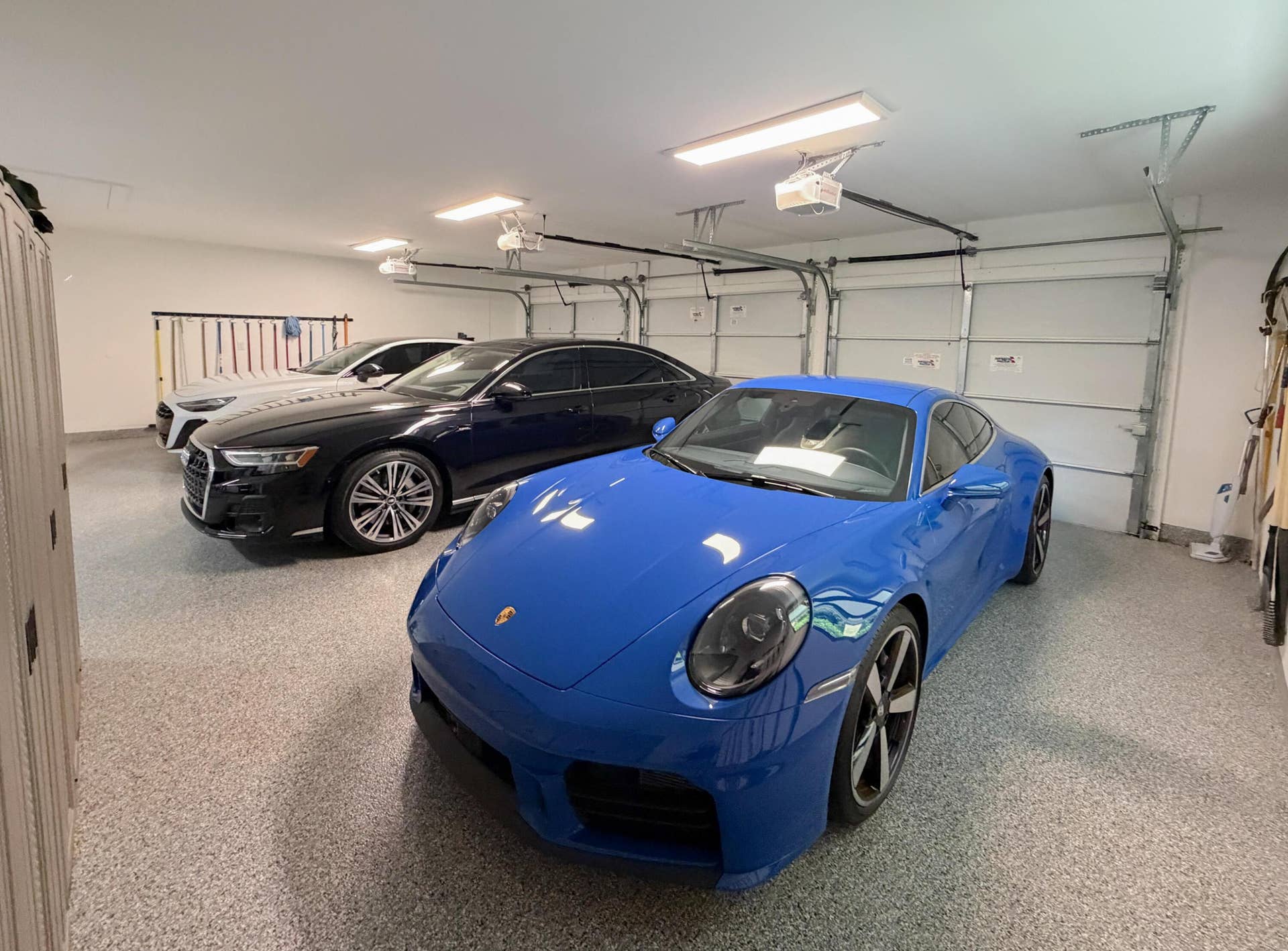 3 car garage