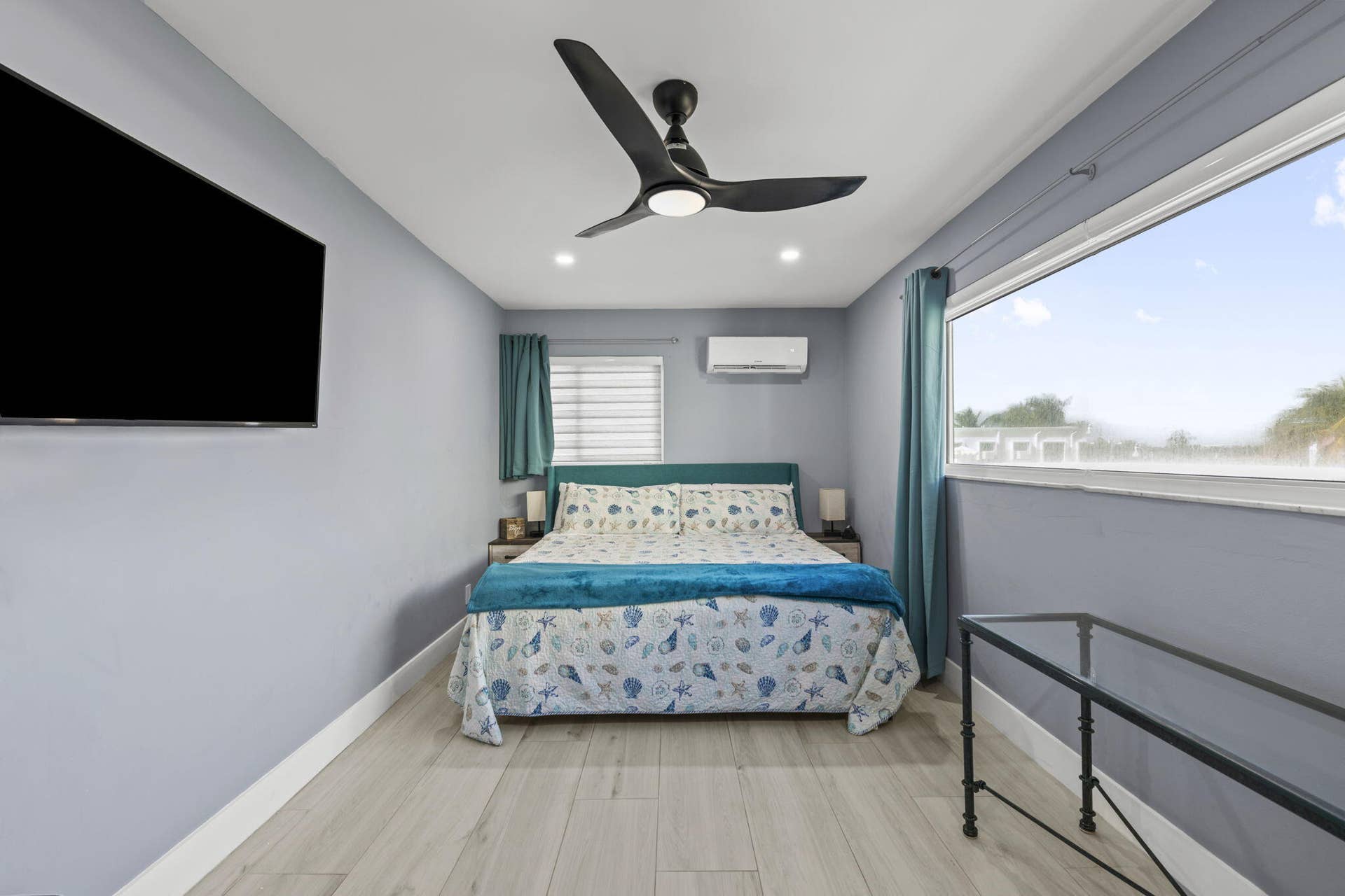 2201 N SURF Road, #1, Hollywood, FL 33019 55-web-or-mls-DSC_9931