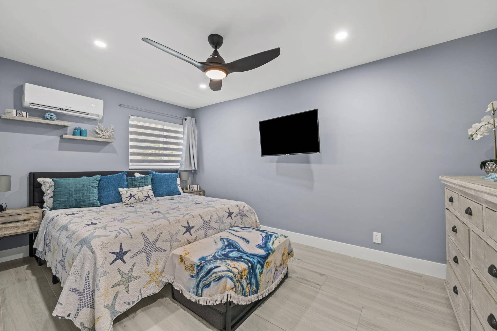 2201 N SURF Road, #1, Hollywood, FL 33019 56-web-or-mls-DSC_9934
