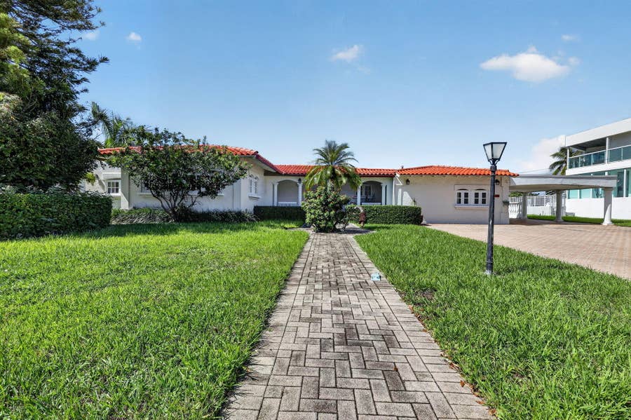 Property photo for 7500 W TREASURE Drive, North Bay Village, FL