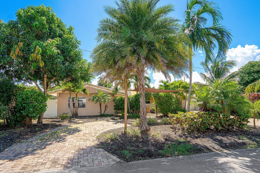 Property photo for 1616 SE 4TH Street, Deerfield Beach, FL