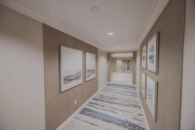 7000 Island Boulevard, #2905, Aventura, FL 33160 7000 Island Blvd (Hallway)