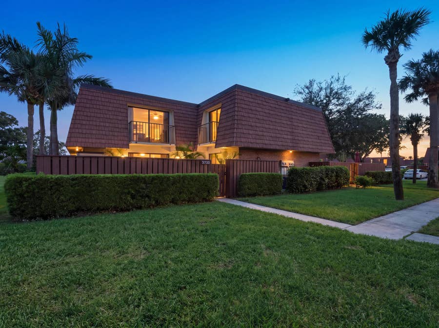 Property photo for 3733 SW SUNSET TRACE Circle, Palm City, FL