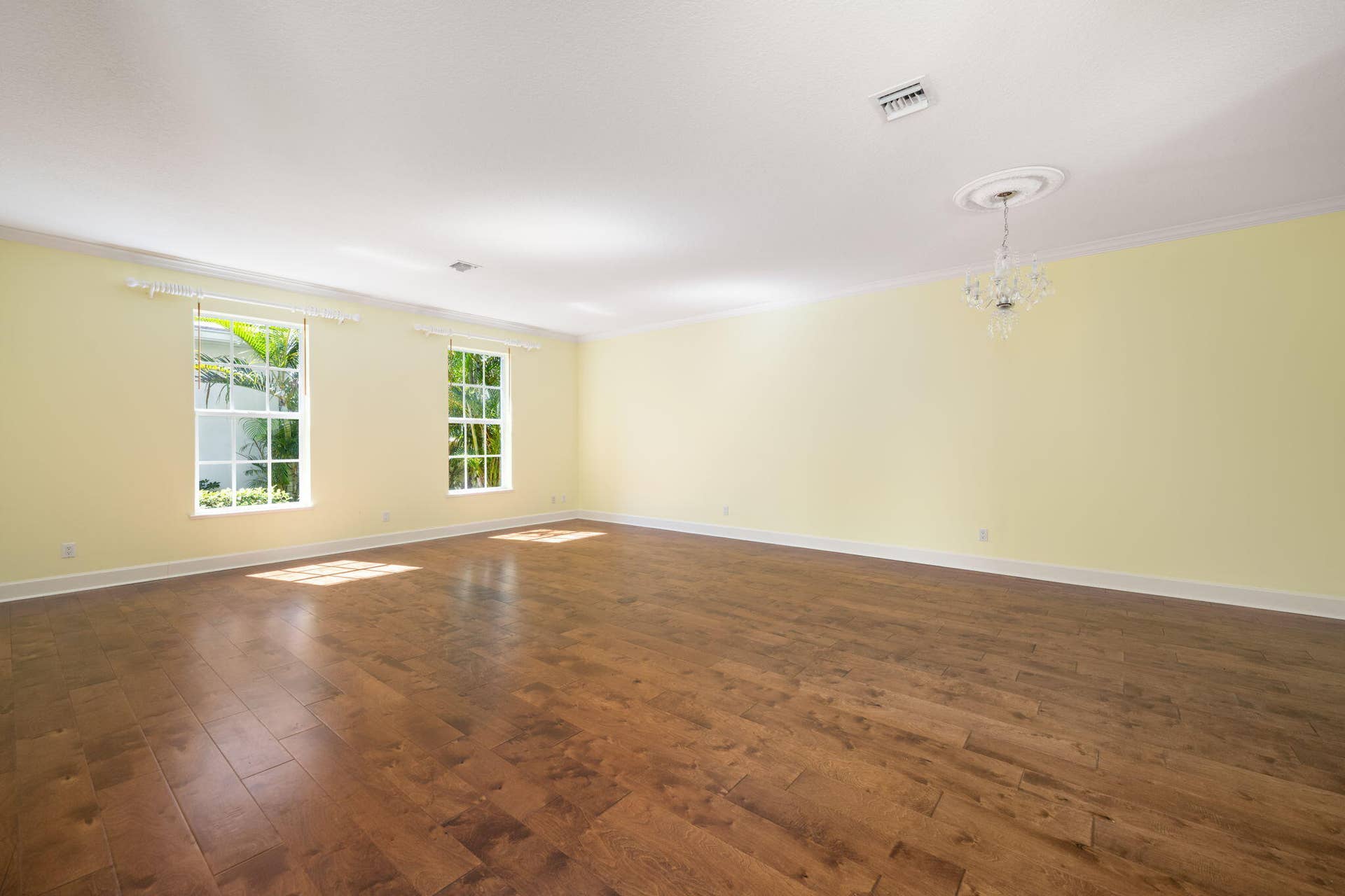 spacious open room awaits