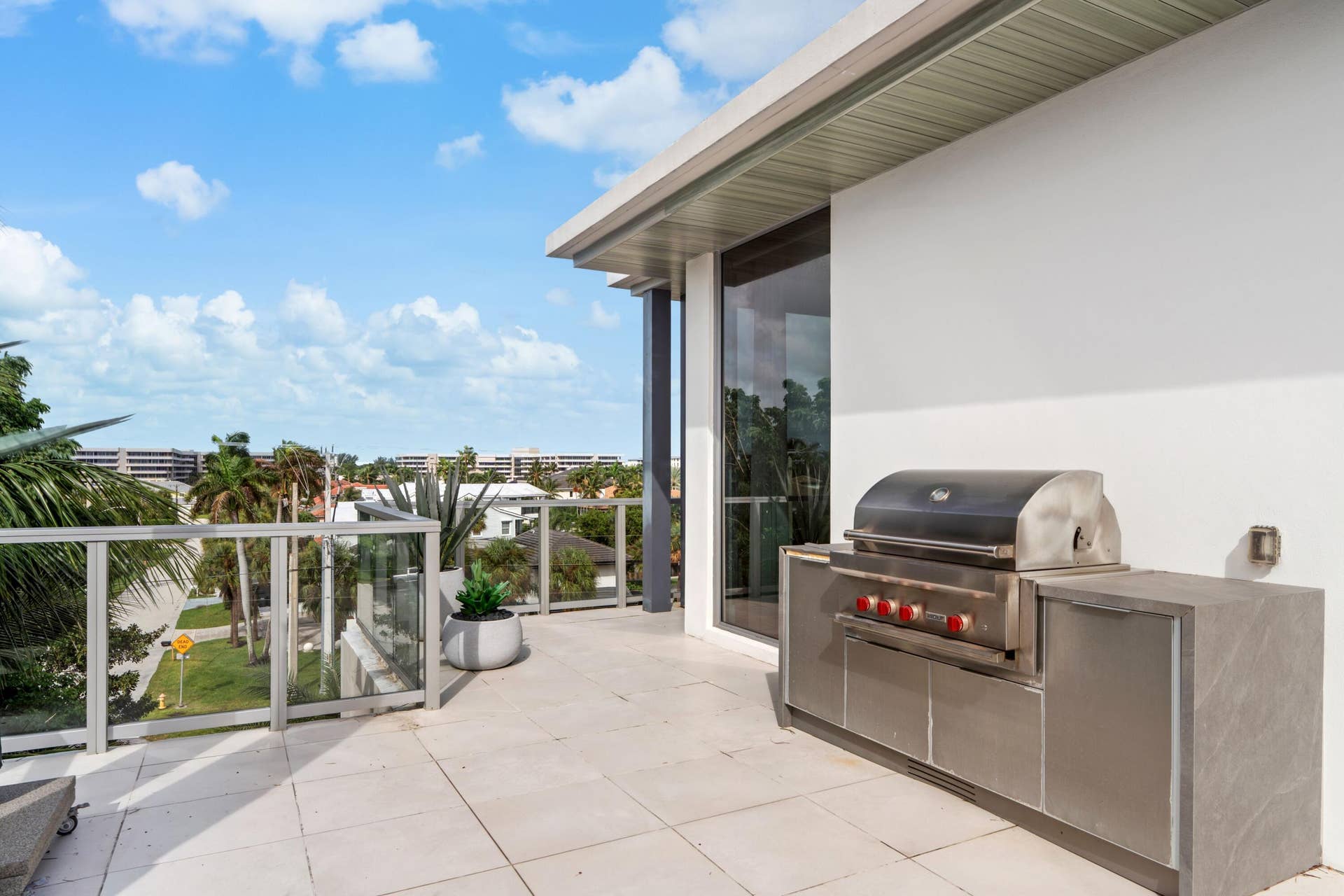 2 SUMMER_KITCHEN_ANGLE_RT