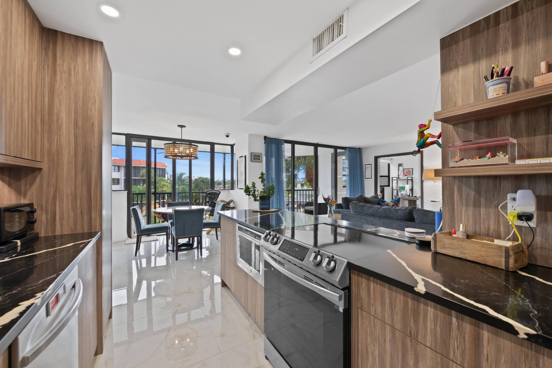 800 Jeffery Street, #307, Boca Raton, FL 33487 DSC_9273