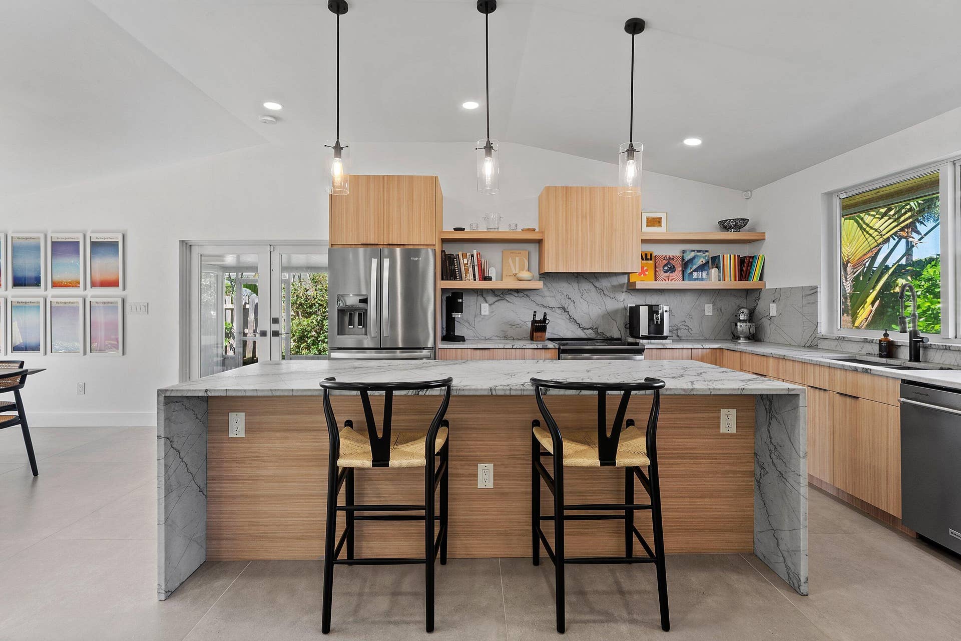 375 LINDA Lane, West Palm Beach, FL 33405 Kitchen