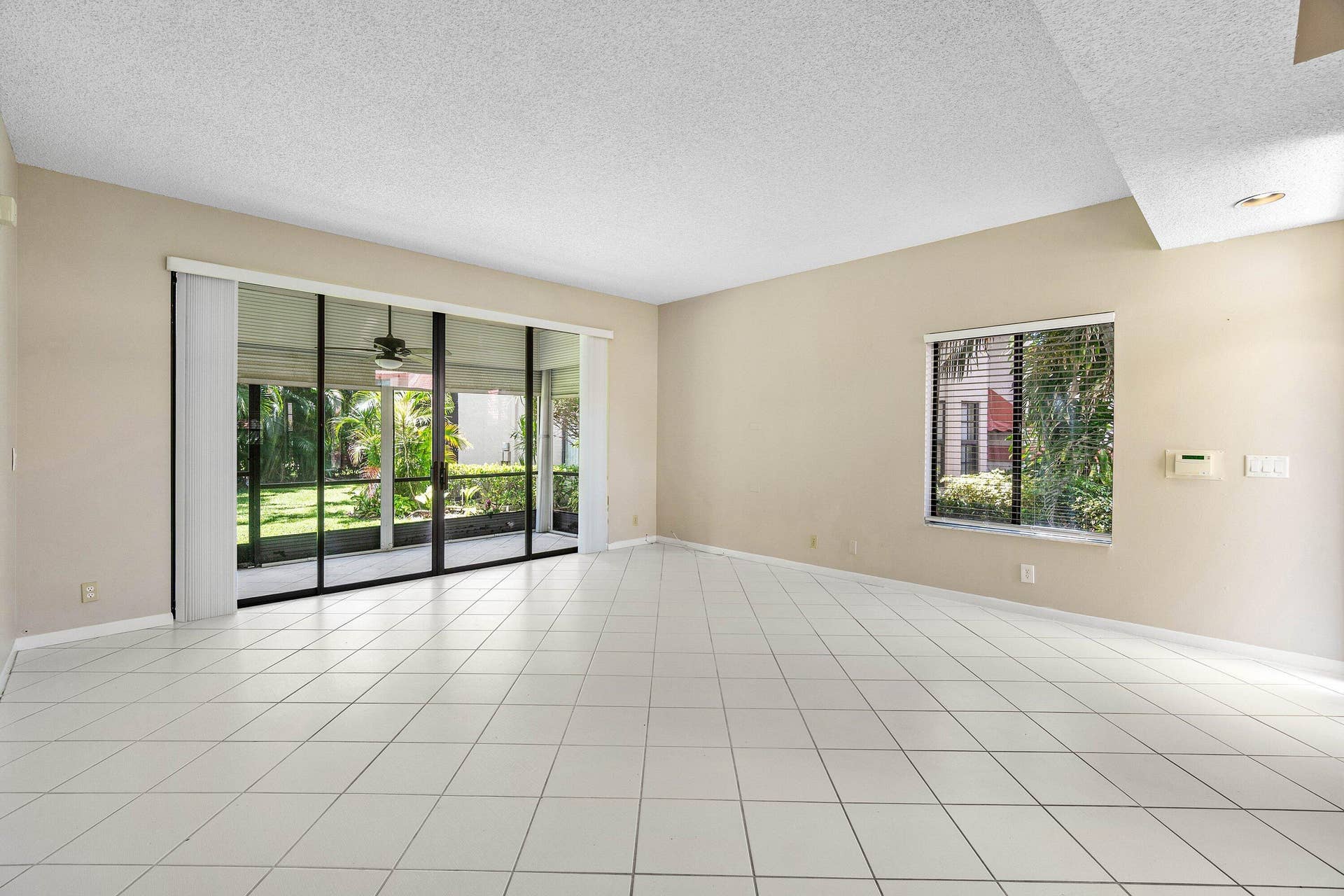 7685 LEXINGTON CLUB Boulevard, #B, Delray Beach, FL 33446 067-7685LexingtonClubBoulevard-B-DelrayB