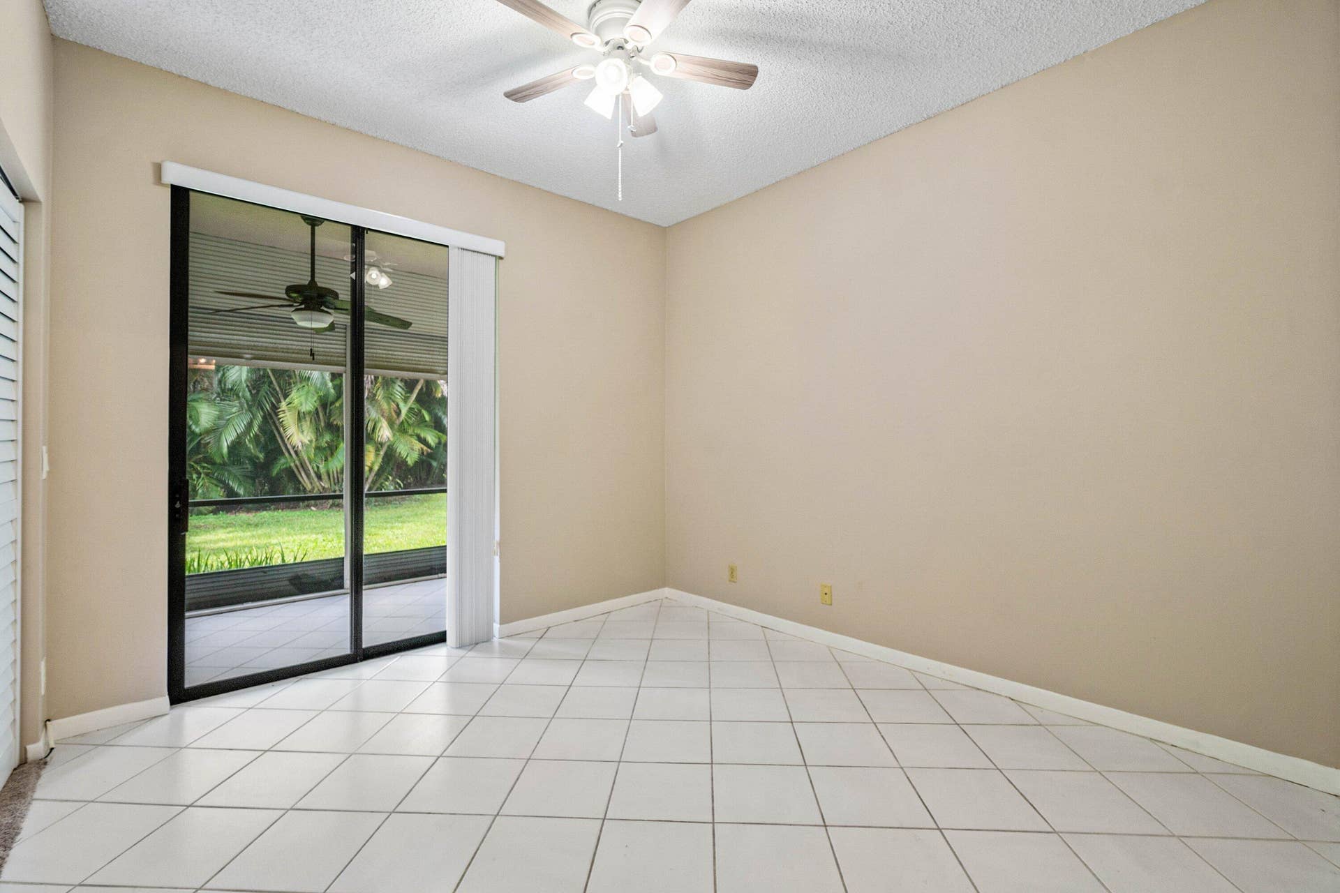 7685 LEXINGTON CLUB Boulevard, #B, Delray Beach, FL 33446 062-7685LexingtonClubBoulevard-B-DelrayB