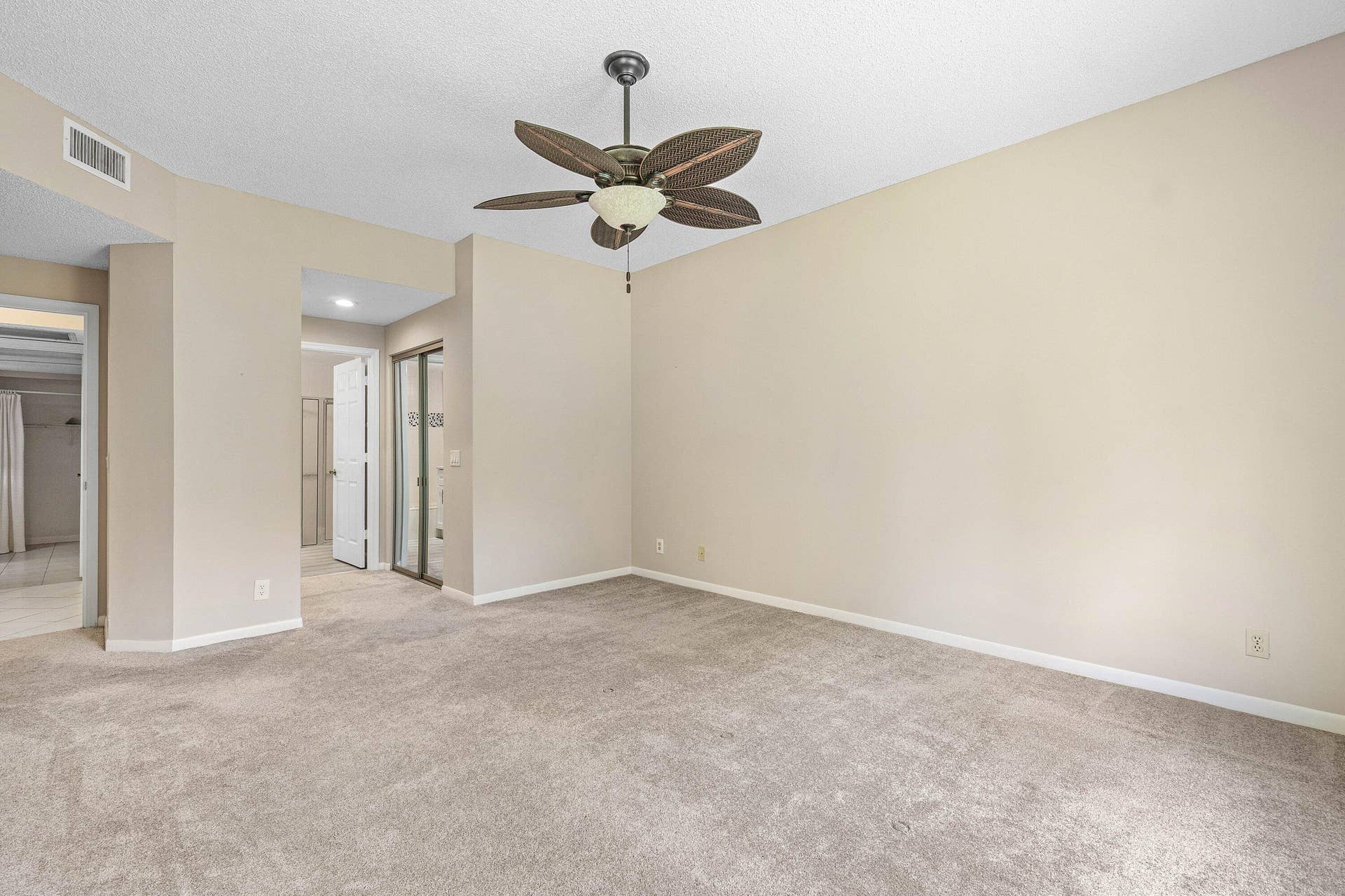 7685 LEXINGTON CLUB Boulevard, #B, Delray Beach, FL 33446 071-7685LexingtonClubBoulevard-B-DelrayB