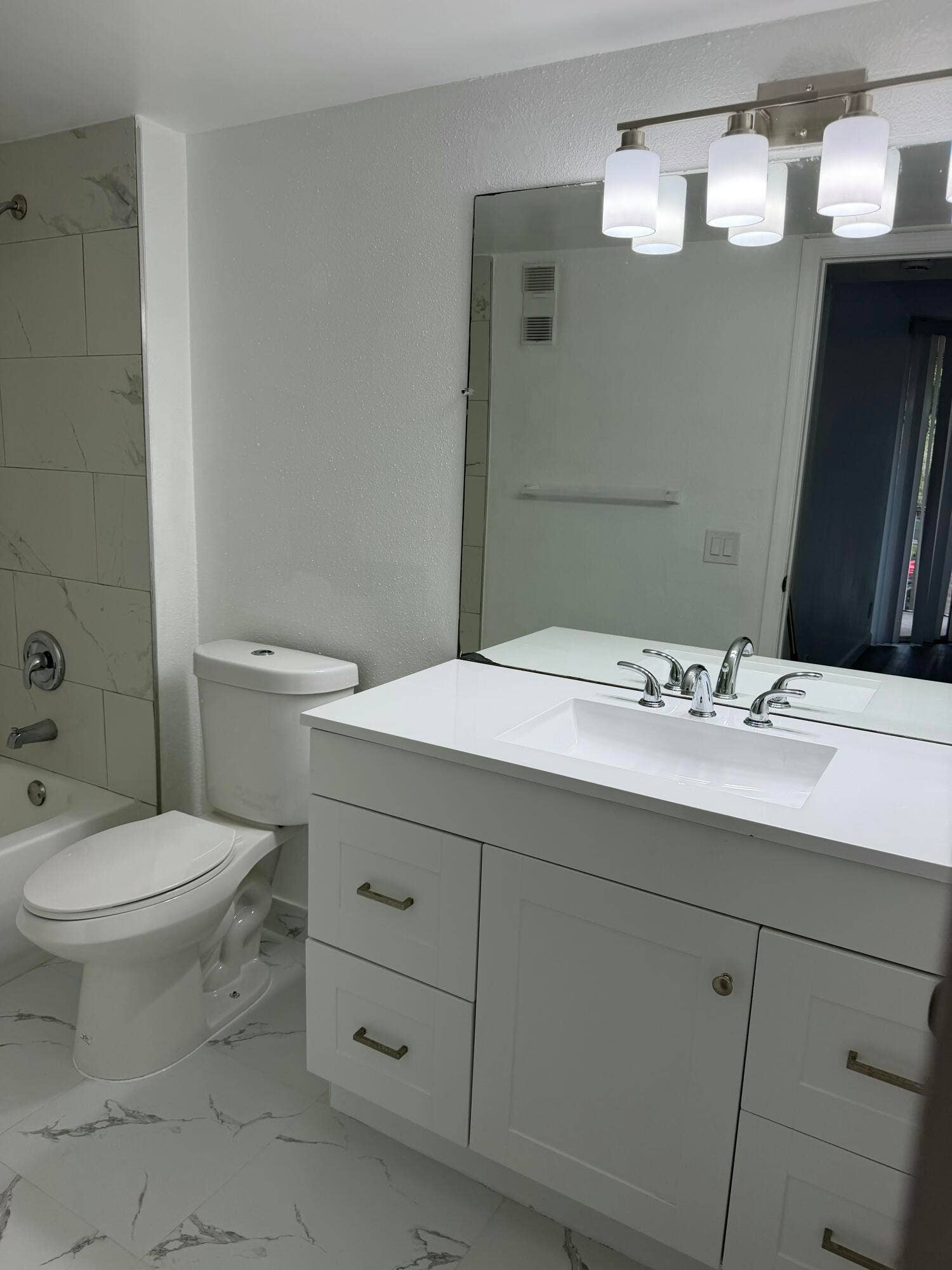 4045 W McNab Road, #201 G, Pompano Beach, FL 33069 Bath 4