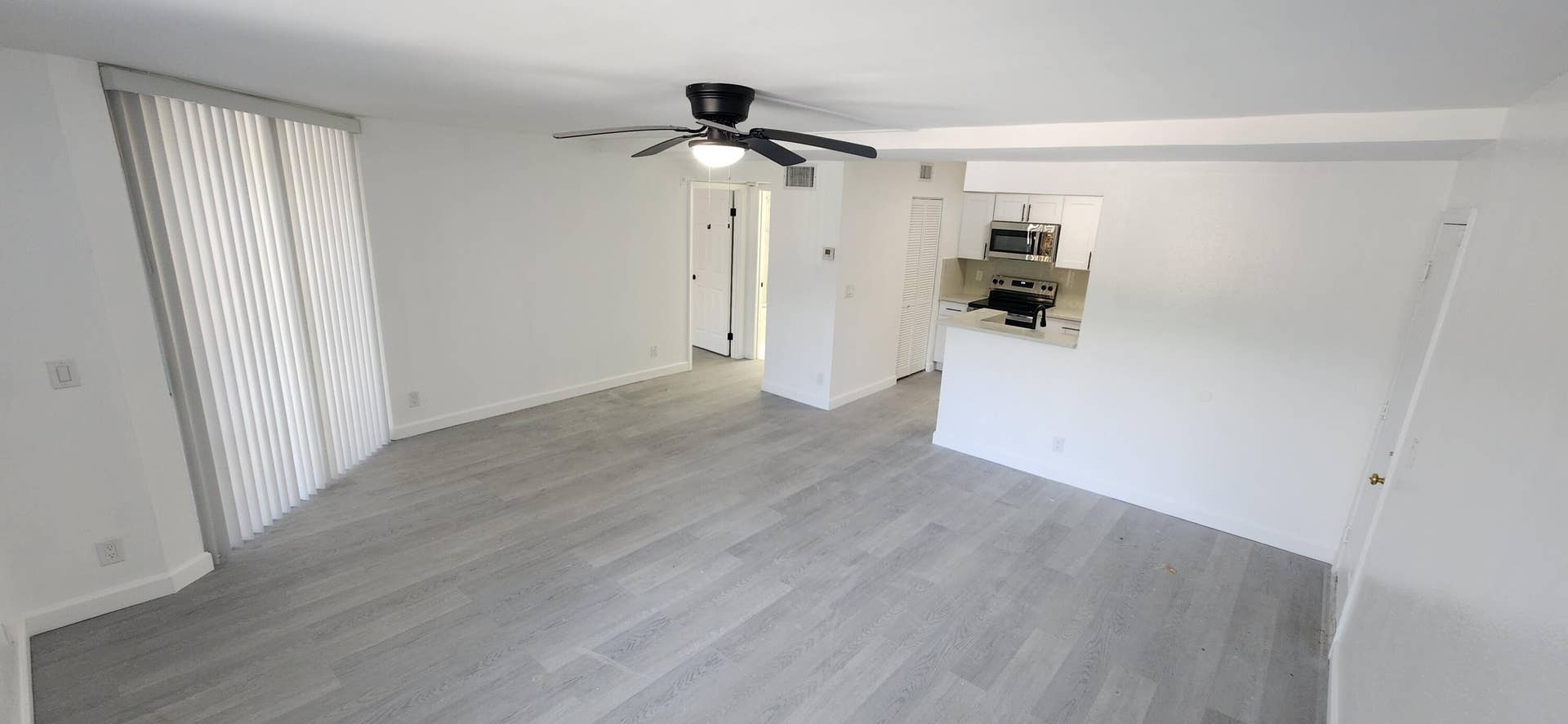4045 W McNab Road, #201 G, Pompano Beach, FL 33069 Living 3