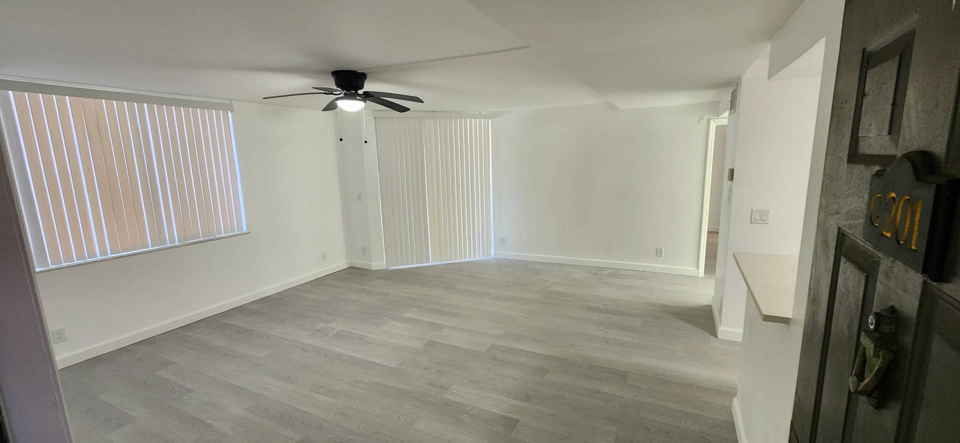 4045 W McNab Road, #201 G, Pompano Beach, FL 33069 Living 1