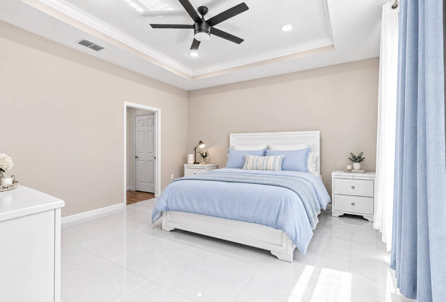 2509 SW KENILWORTH Street, Port St Lucie, FL 34953 DB04DFC6-2527-415D-BA46-C4E26AD1E012