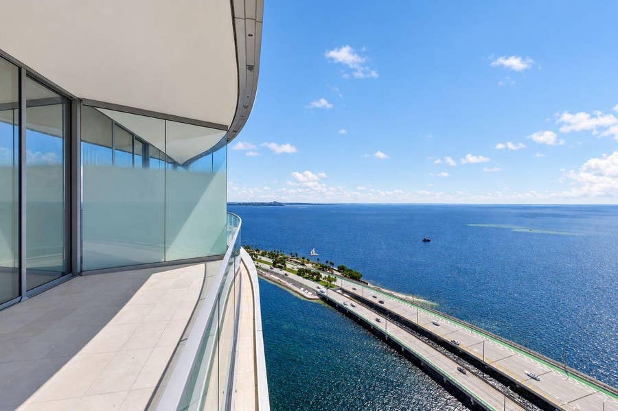 Property photo for 175 SE 25TH Road, #2303, Miami, FL