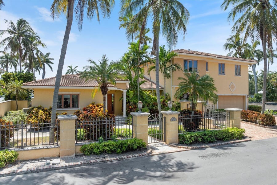 Property photo for 703 Royal Plaza Drive, Fort Lauderdale, FL