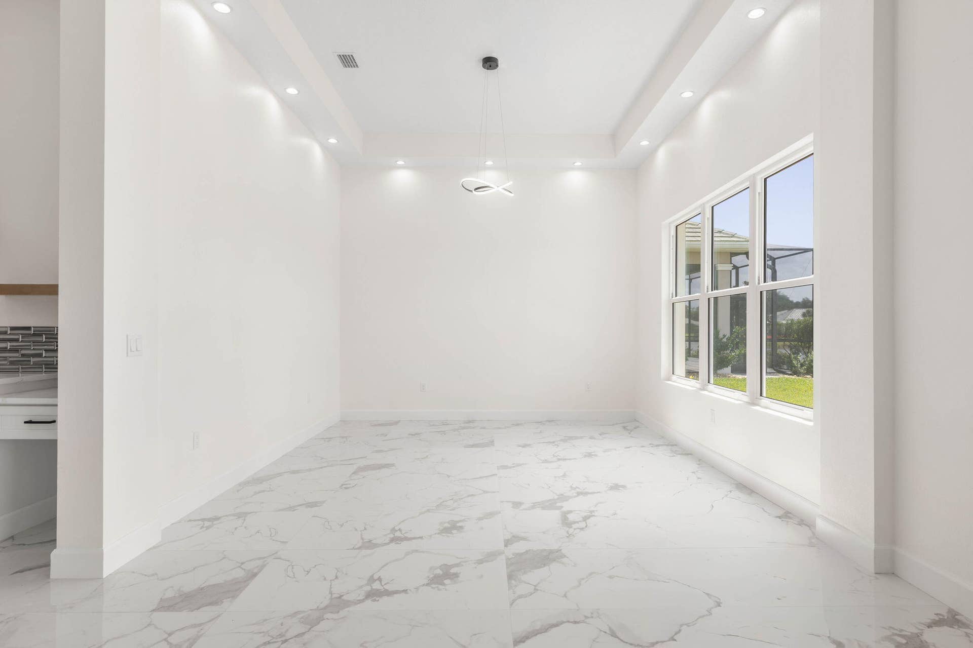 18-web-or-mls-116 Longview Way N-17