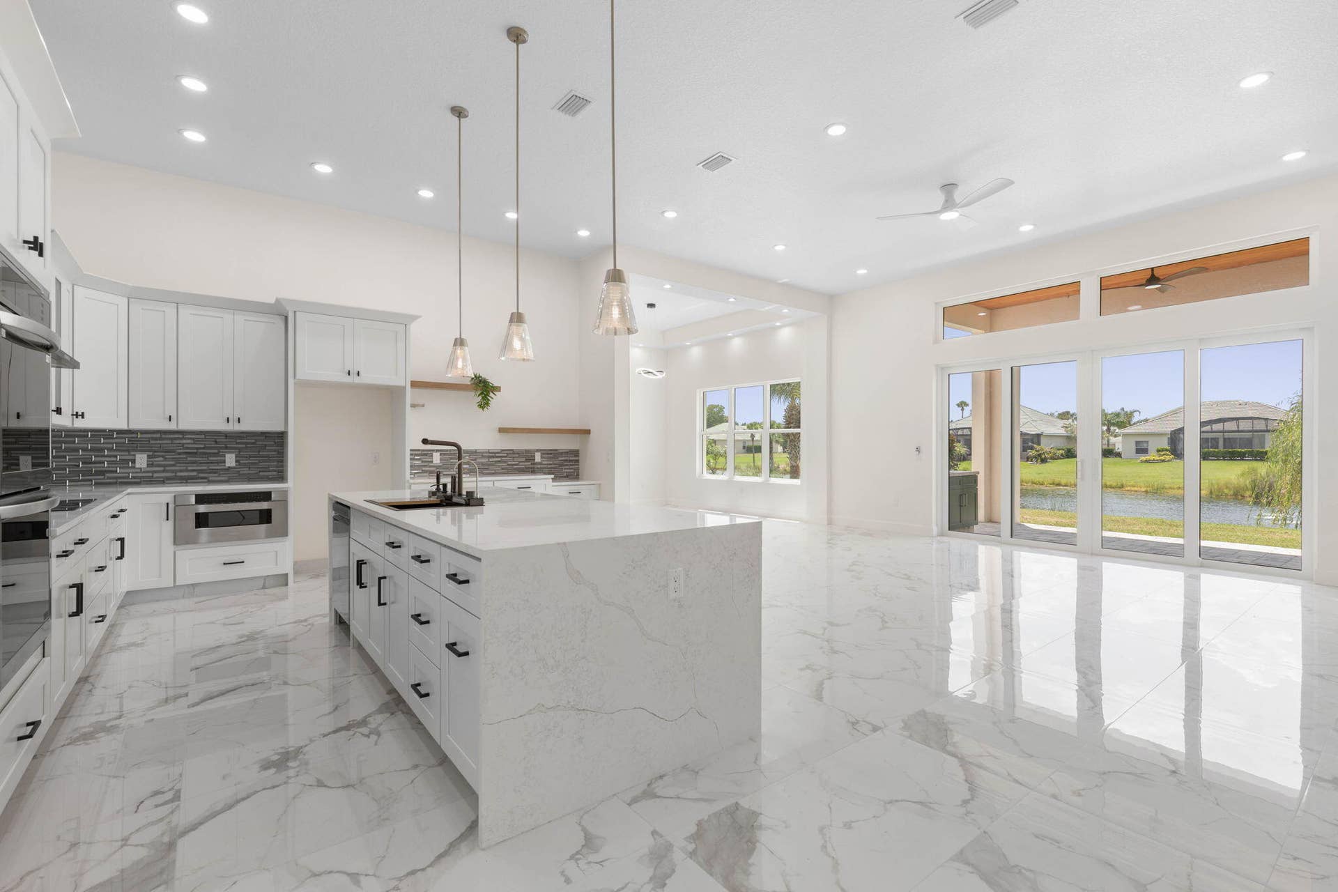 Open Kitchen